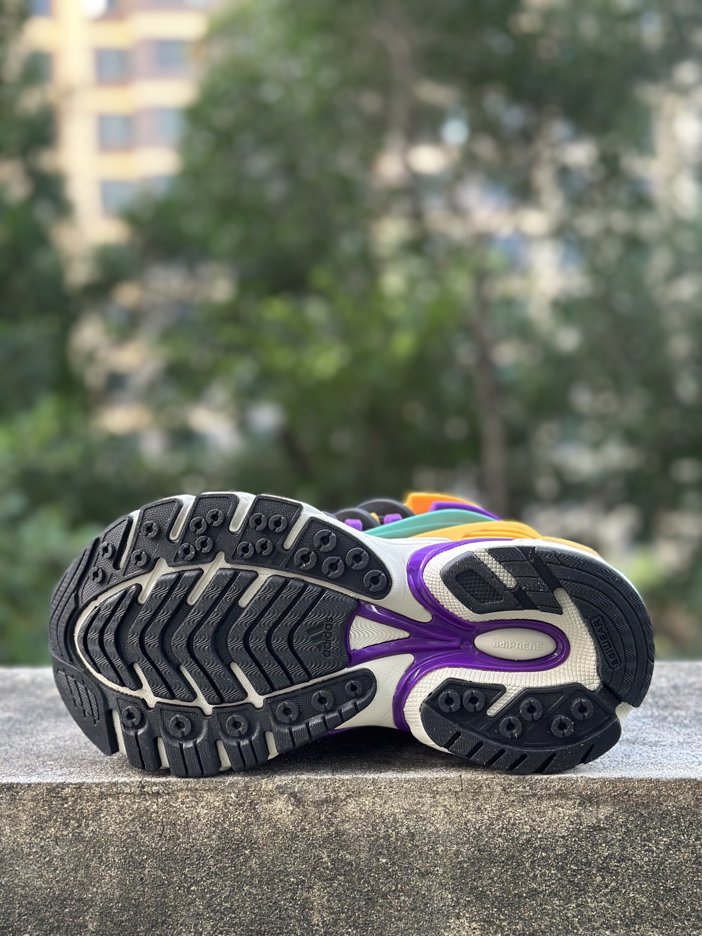 Pharrell x adidAdistar Jellyfish 低帮复古风老爹鞋 菲董4.0水母鞋 JP9270 Pharrell x adidAdistar Jellyfish 低帮复古风老爹鞋 菲董4.0水母鞋 JP9270