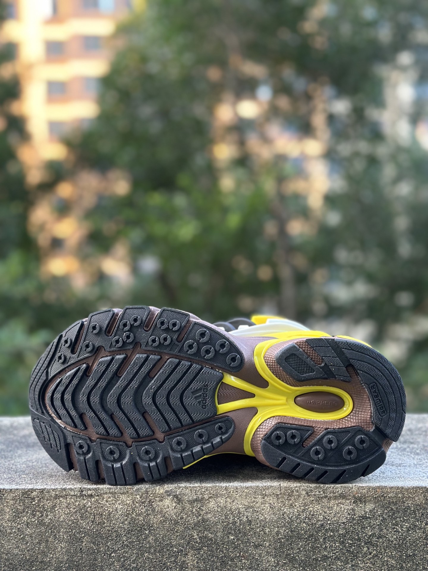 Pharrell x adidAdistar Jellyfish 低帮复古风老爹鞋 菲董4.0 水母鞋 JP9267