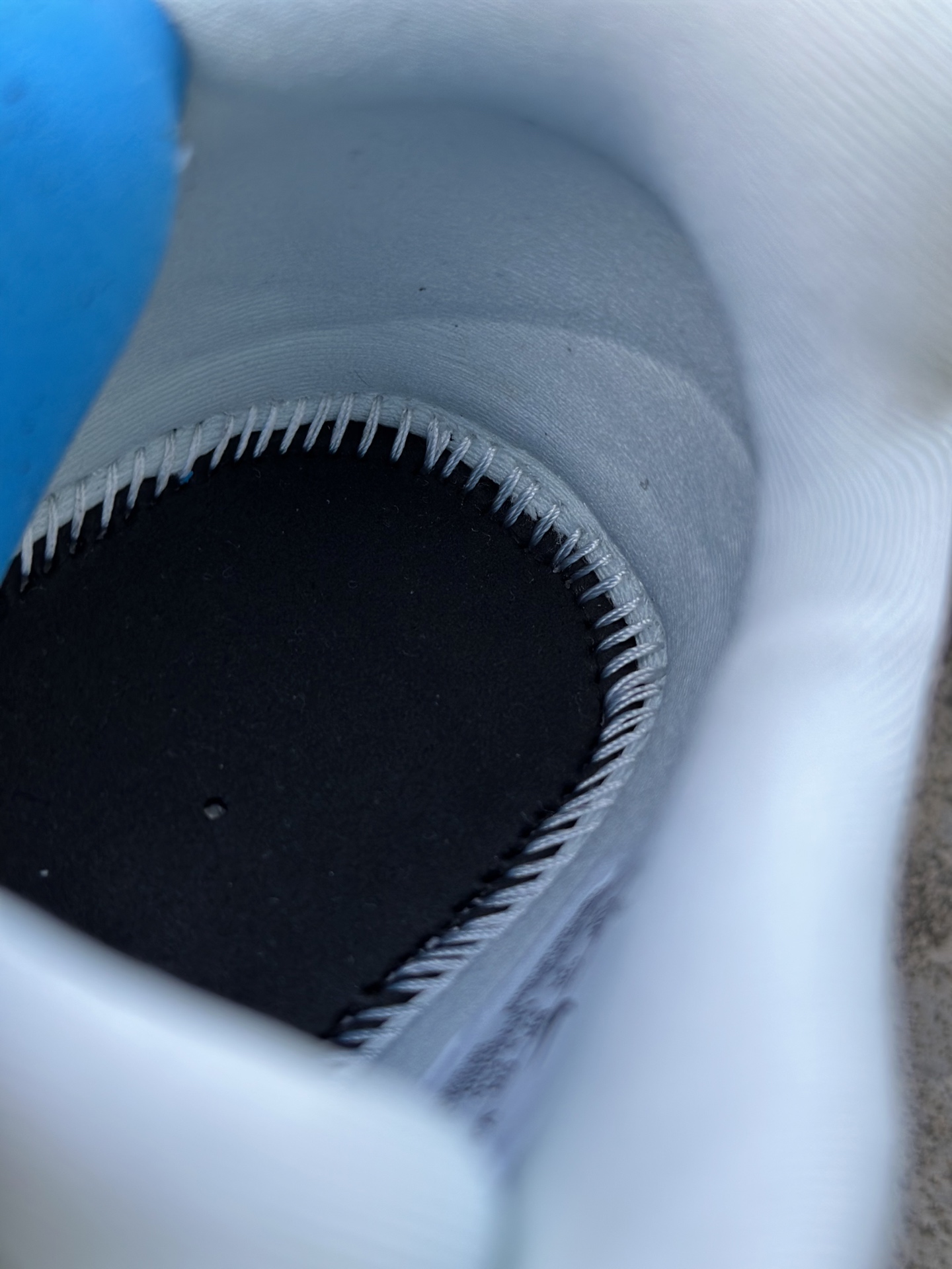 Nike Air Zoom Vomero Premium 耐克网面厚底气垫跑鞋 绿色 Nike Air Zoom Vomero Premium 耐克网面厚底气垫跑鞋 绿色