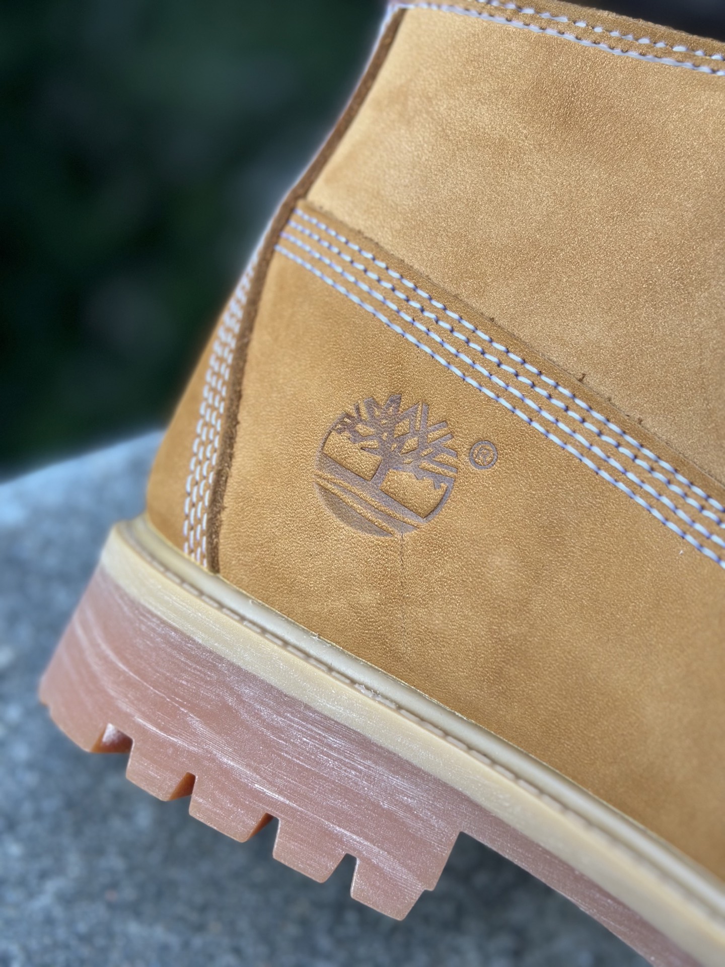 添柏岚 Timberland 踢不烂/经典款黄色高帮 A3299 添柏岚 Timberland 踢不烂/经典款黄色高帮 A3299