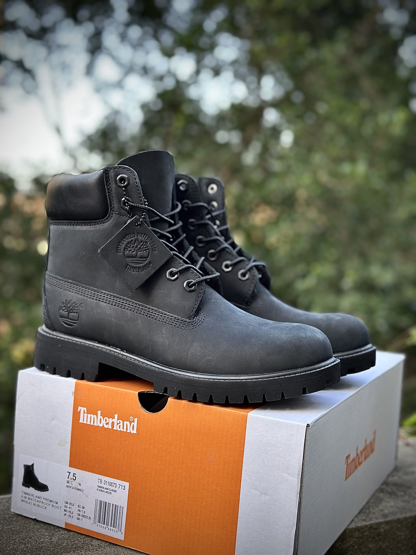 添柏岚 Timberland 踢不烂/经典款黄色高帮 10073W 添柏岚 Timberland 踢不烂/经典款黄色高帮 10073W