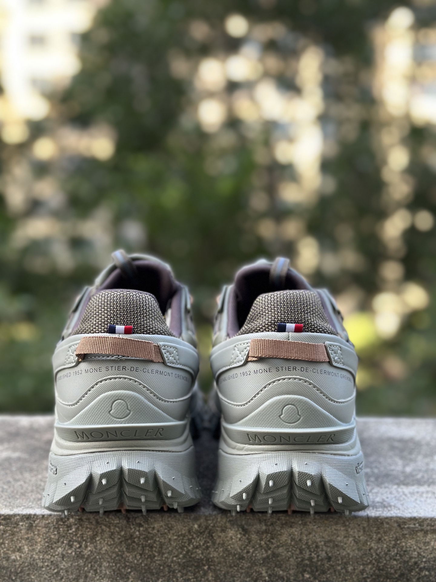 Moncler 盟可睐/蒙口 Trailgrip Lite 网面透气款山地户外鞋