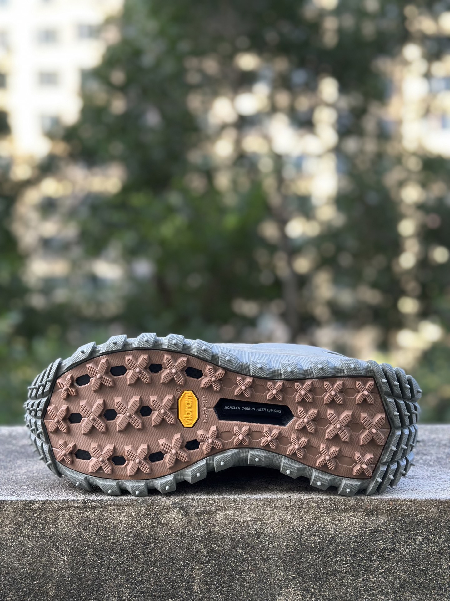 Moncler 盟可睐/蒙口 Trailgrip Lite 网面透气款山地户外鞋