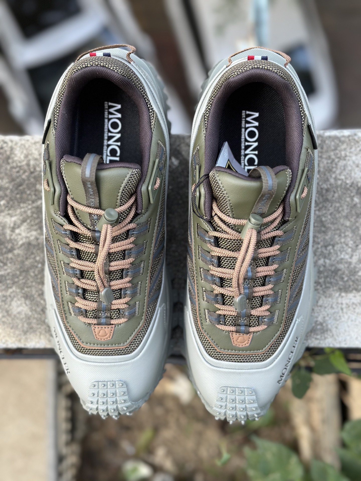 Moncler 盟可睐/蒙口 Trailgrip Lite 网面透气款山地户外鞋