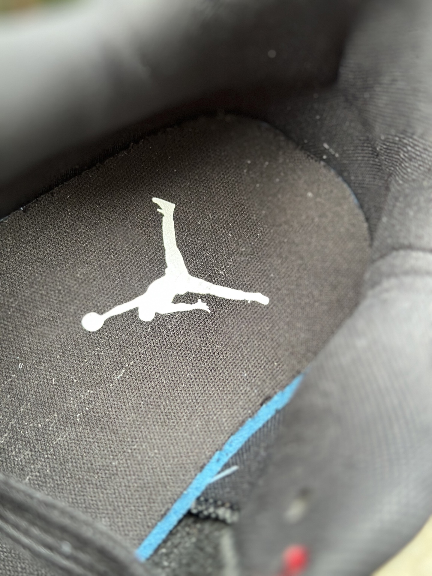 Jordan CMFT Era Chicago 柔软舒适 防滑耐磨 低帮 生活休闲鞋 男款 白红