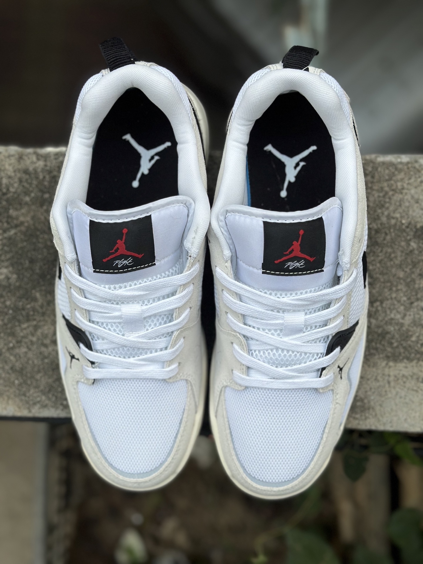 Jordan CMFT Era Chicago 柔软舒适 防滑耐磨 低帮 生活休闲鞋 男款 白色