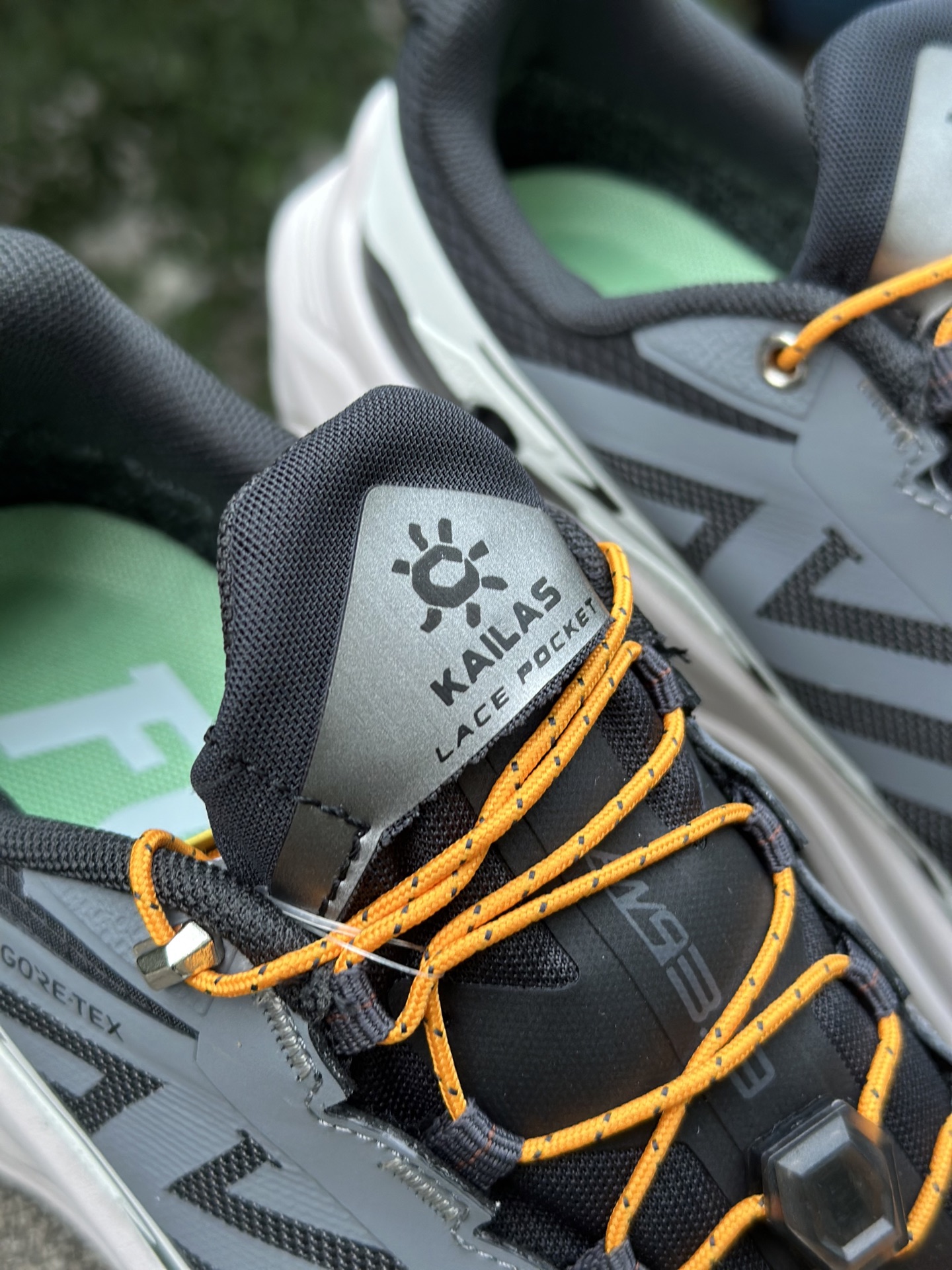 KAILFUGA E宽楦版 登山徒步户外运动防滑透气轻便 越野跑步鞋