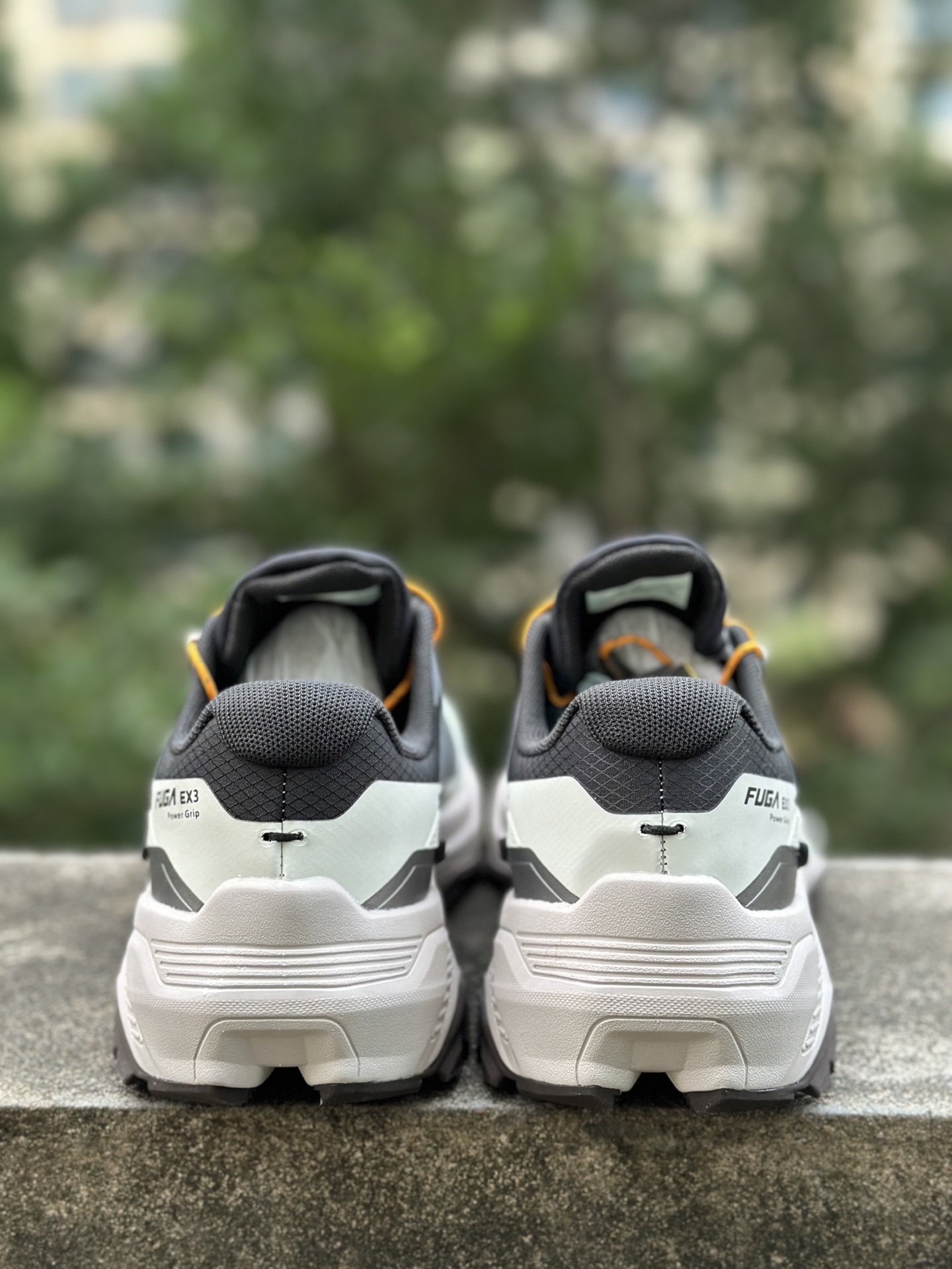 KAILFUGA E宽楦版 登山徒步户外运动防滑透气轻便 越野跑步鞋