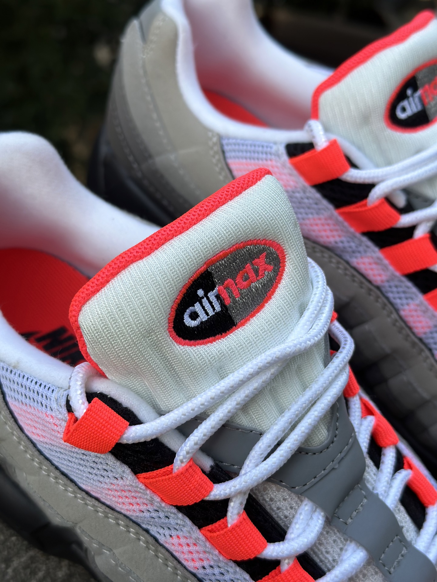 260 NK Air Max 95 灰白中国红 潮流百搭 气垫缓震慢跑鞋 AT2865-100