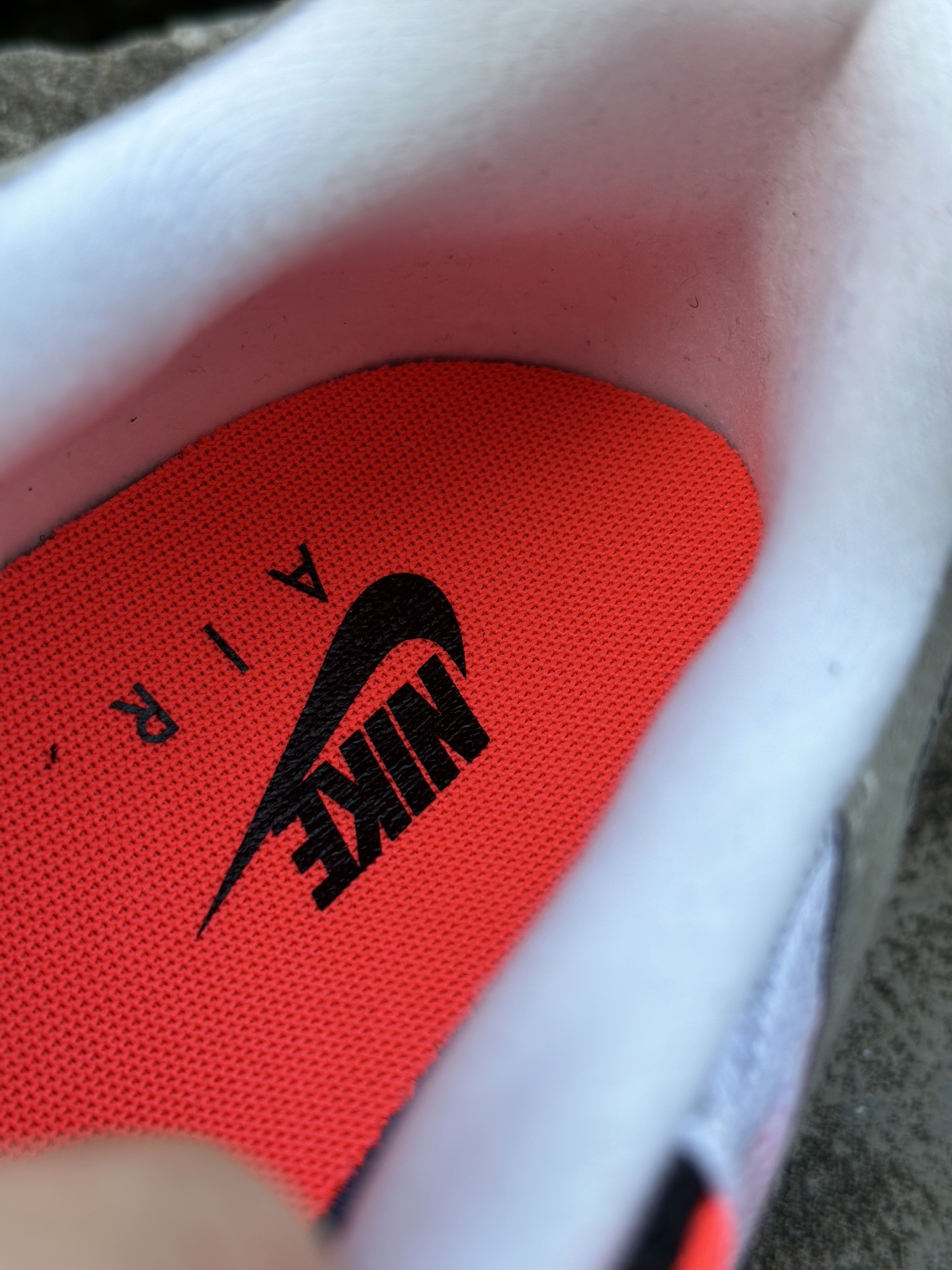 260 NK Air Max 95 灰白中国红 潮流百搭 气垫缓震慢跑鞋 AT2865-100