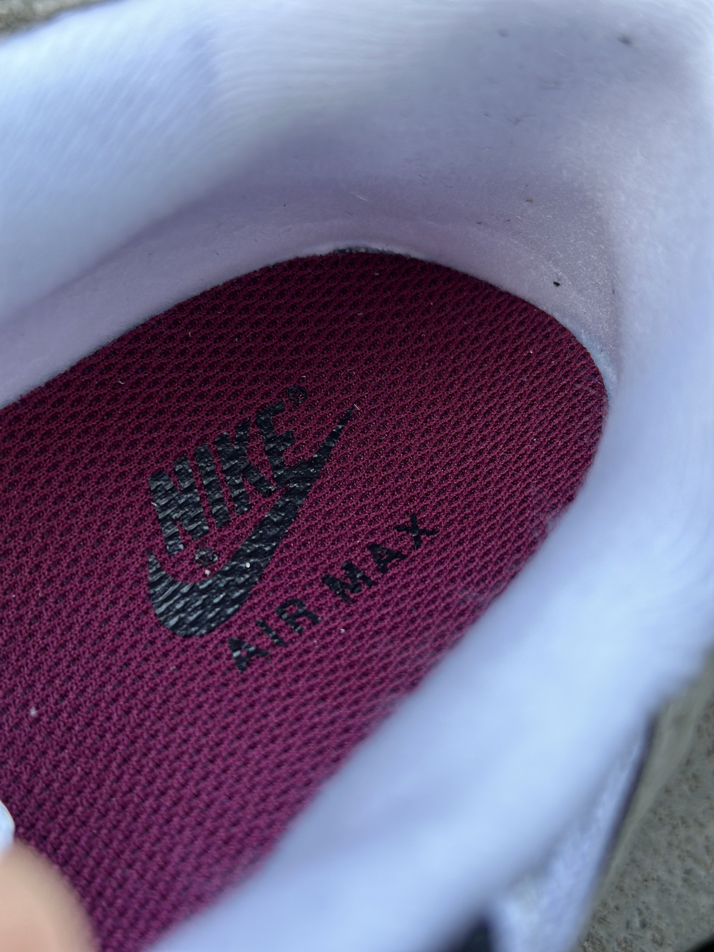 NK Air Max 95 灰白酒红 潮流百搭 气垫缓震慢跑鞋 DQ9001-001