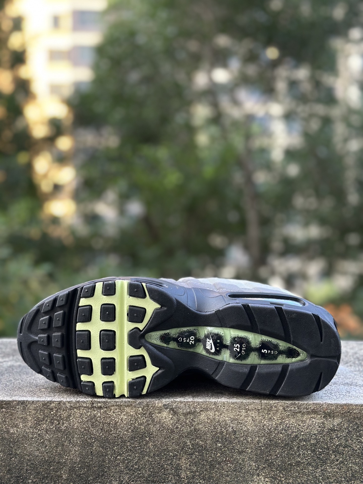 NK Air Max 95 薄荷绿 潮流百搭 气垫缓震慢跑鞋 CD7495-101 NK Air Max 95 薄荷绿 潮流百搭 气垫缓震慢跑鞋 CD7495-101