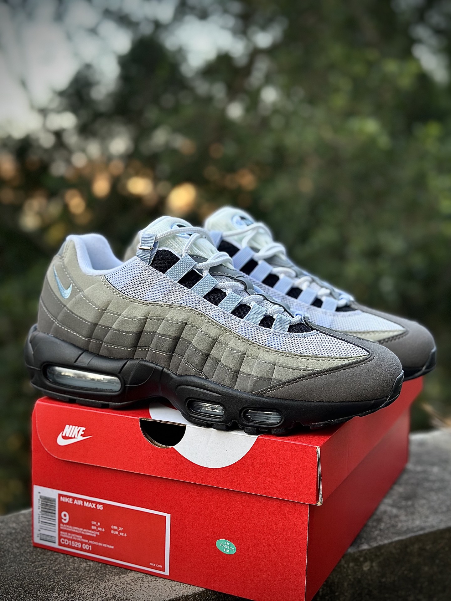 NK Air Max 95 灰白浅蓝 潮流百搭 气垫缓震慢跑鞋 CD1529-001