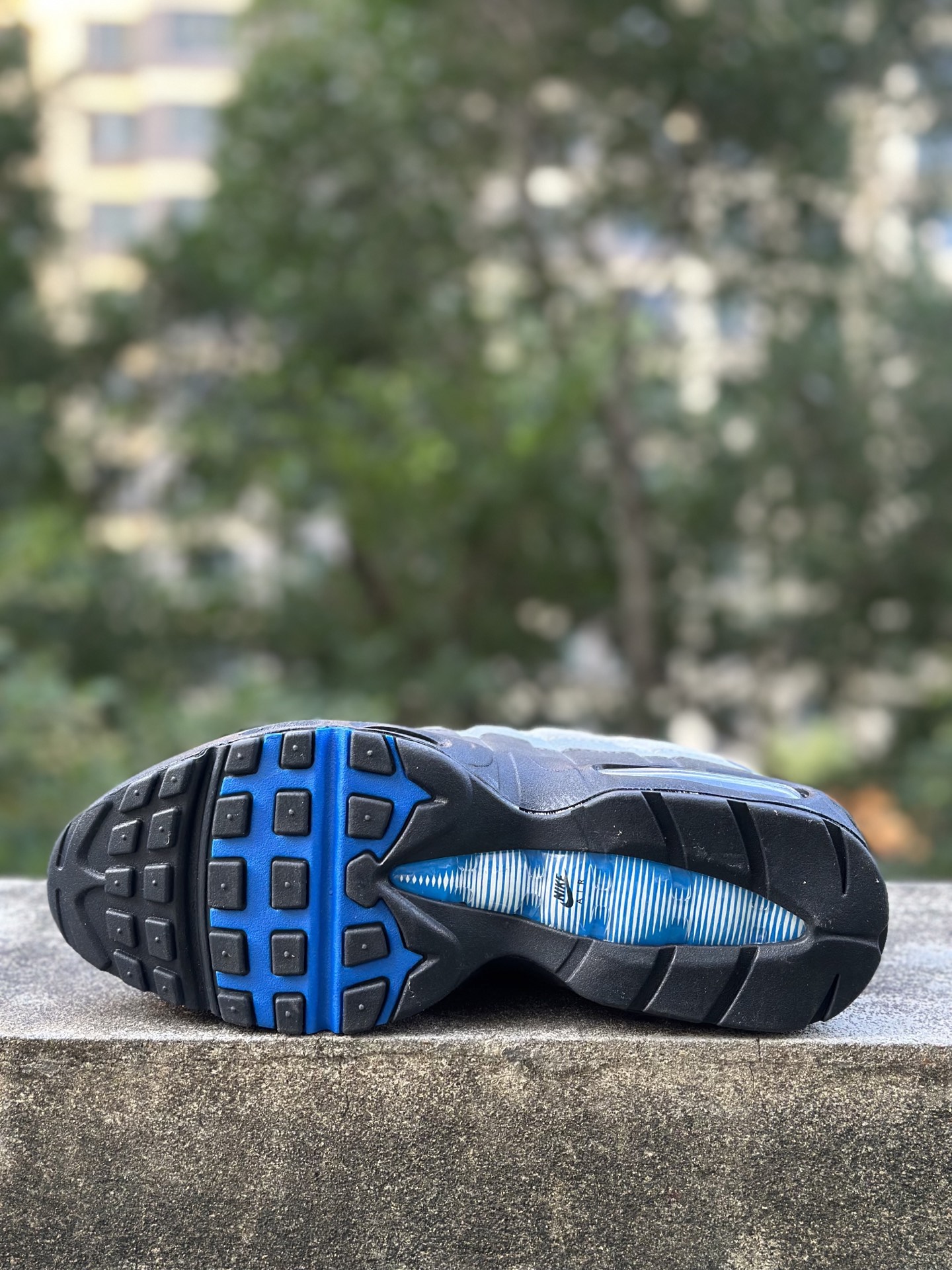 NK Air Max 95 灰白蓝 潮流百搭 气垫缓震慢跑鞋 609048-104