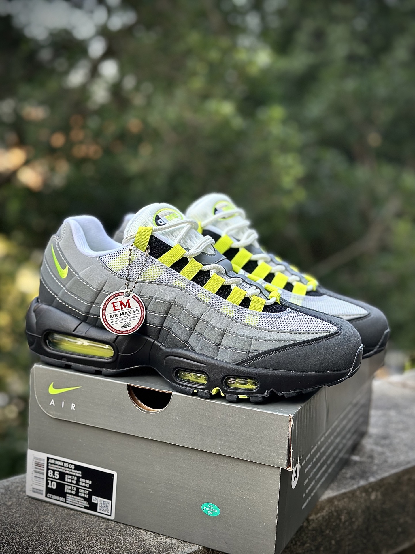 NK Air Max 95 灰黑绿 潮流百搭 气垫缓震慢跑鞋 CT1689-001