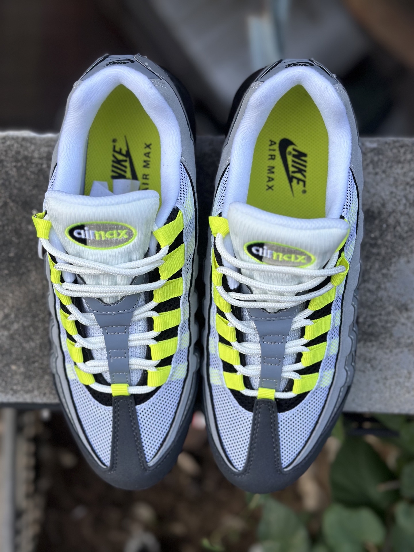 NK Air Max 95 灰黑绿 潮流百搭 气垫缓震慢跑鞋 CT1689-001