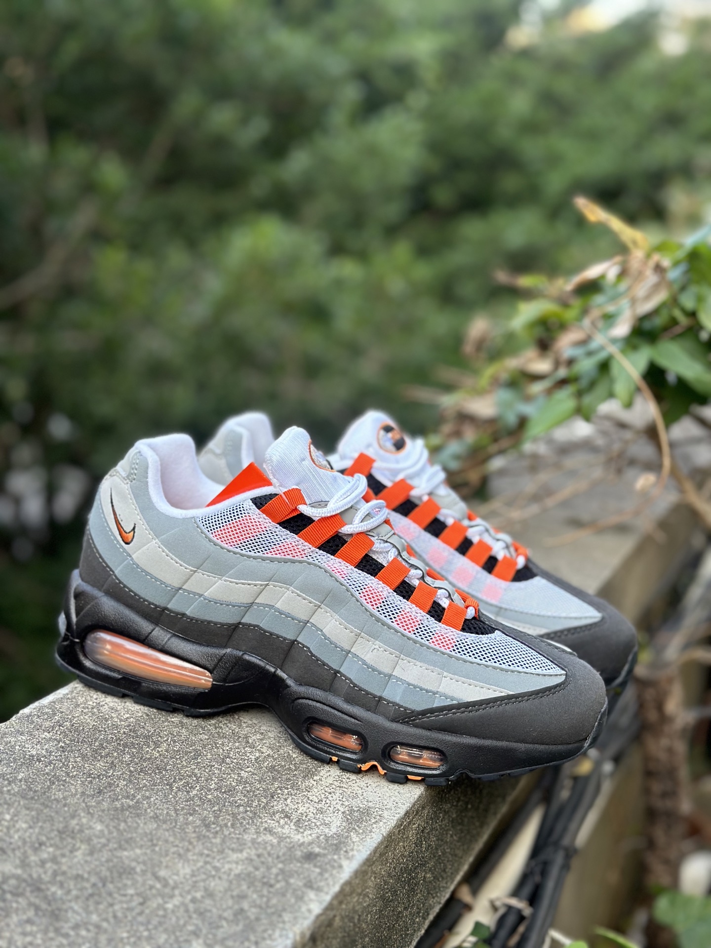 NK Air Max 95 灰红 潮流百搭 气垫缓震慢跑鞋 HM4740-005