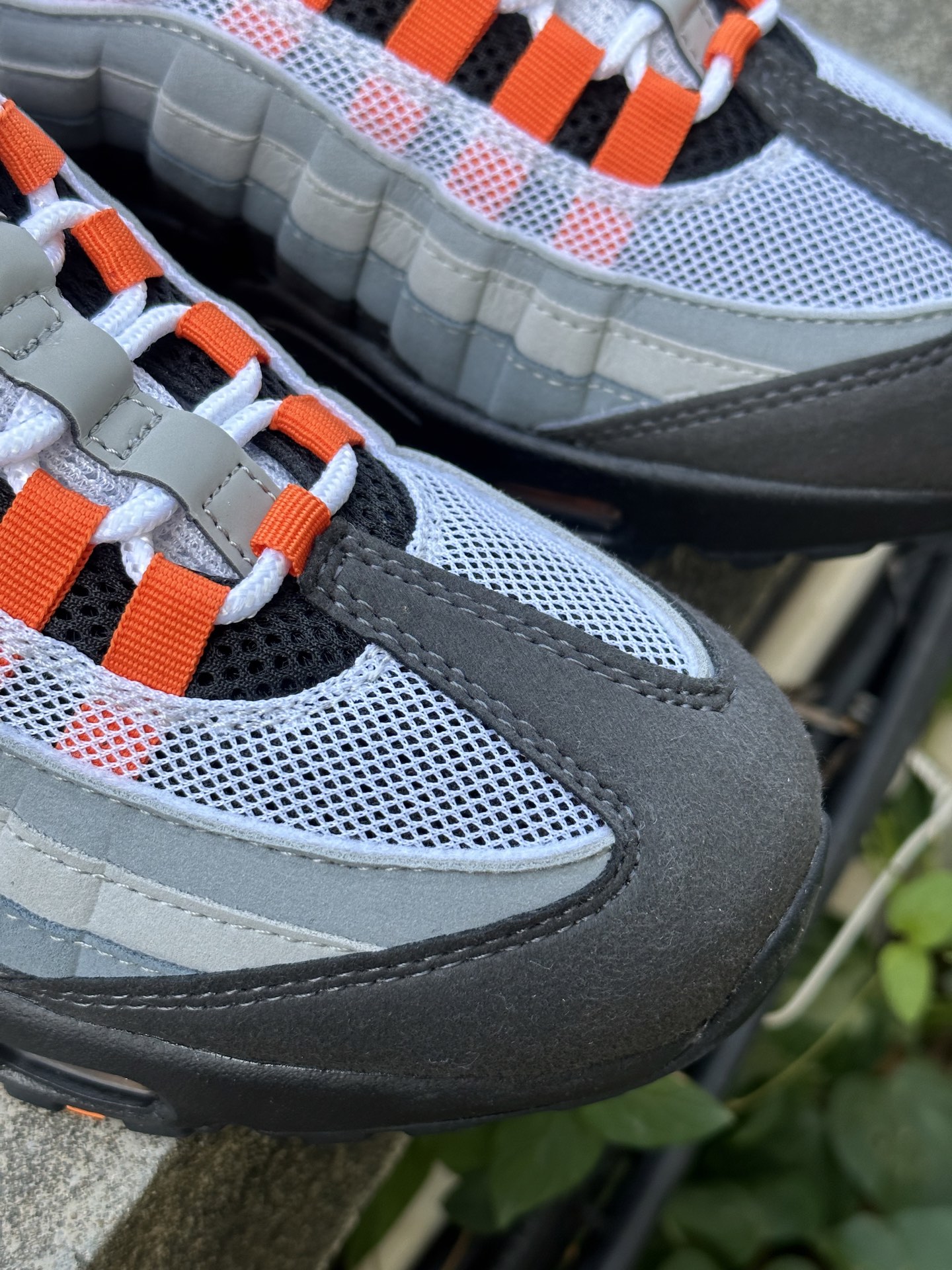 NK Air Max 95 灰红 潮流百搭 气垫缓震慢跑鞋 HM4740-005