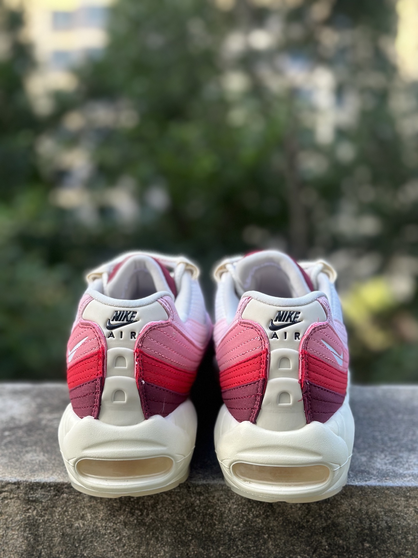 NK Air Max 95 白粉 潮流百搭 气垫缓震慢跑鞋 DM0012-600