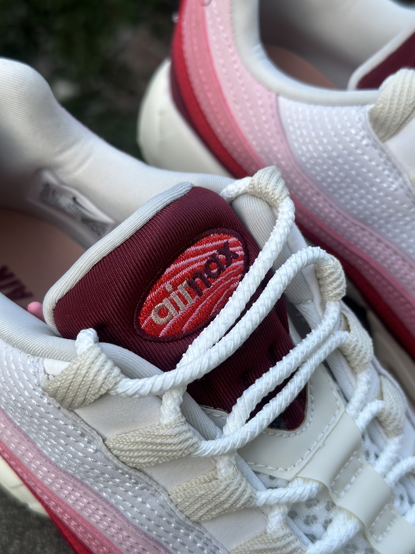 NK Air Max 95 白粉 潮流百搭 气垫缓震慢跑鞋 DM0012-600