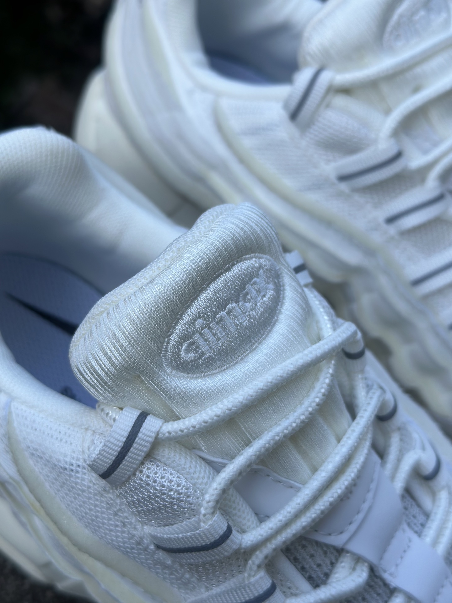 NK Air Max 95 CDG 白色 潮流百搭 气垫缓震慢跑鞋 CU8406-100 NK Air Max 95 CDG 白色 潮流百搭 气垫缓震慢跑鞋 CU8406-100