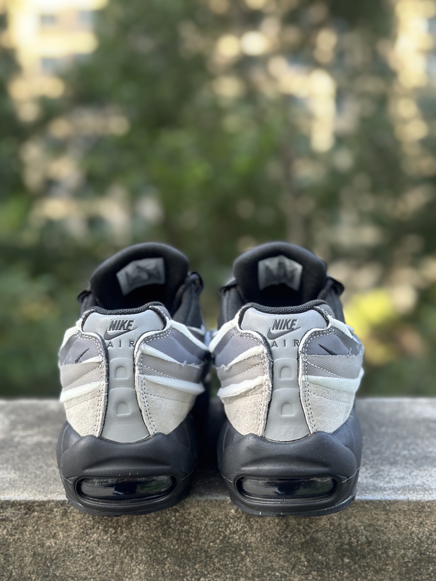 NK Air Max 95 CDG 黑白灰 潮流百搭 气垫缓震慢跑鞋 CU8406-101