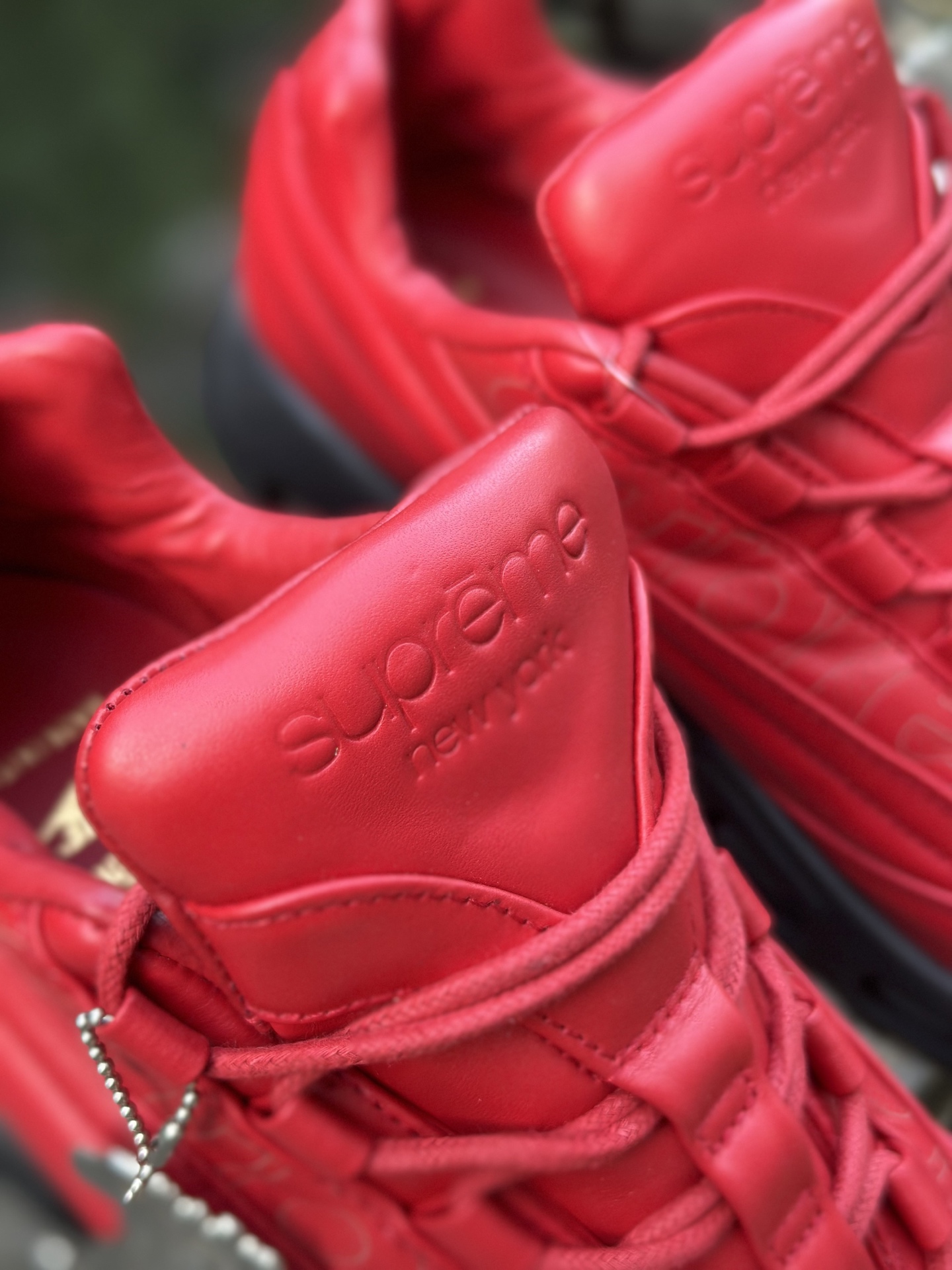 Supreme x NK Air Max 95 Lux 潮流舒适 皮革 低帮跑步鞋 男款 红色 潮流百搭 气垫缓震慢跑鞋 CI0999-600