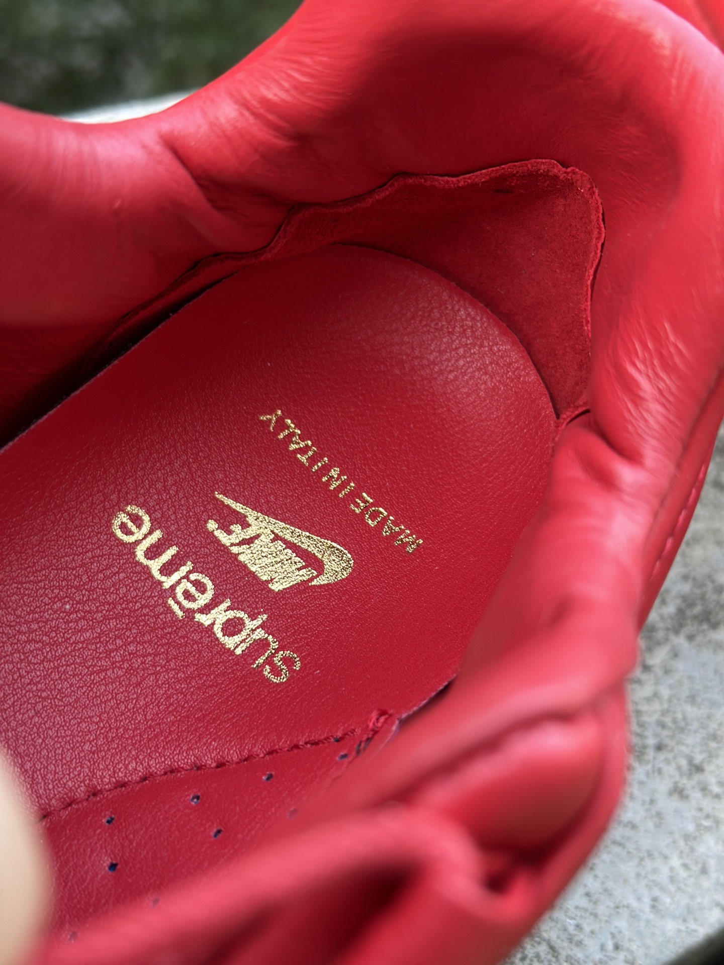 Supreme x NK Air Max 95 Lux 潮流舒适 皮革 低帮跑步鞋 男款 红色 潮流百搭 气垫缓震慢跑鞋 CI0999-600