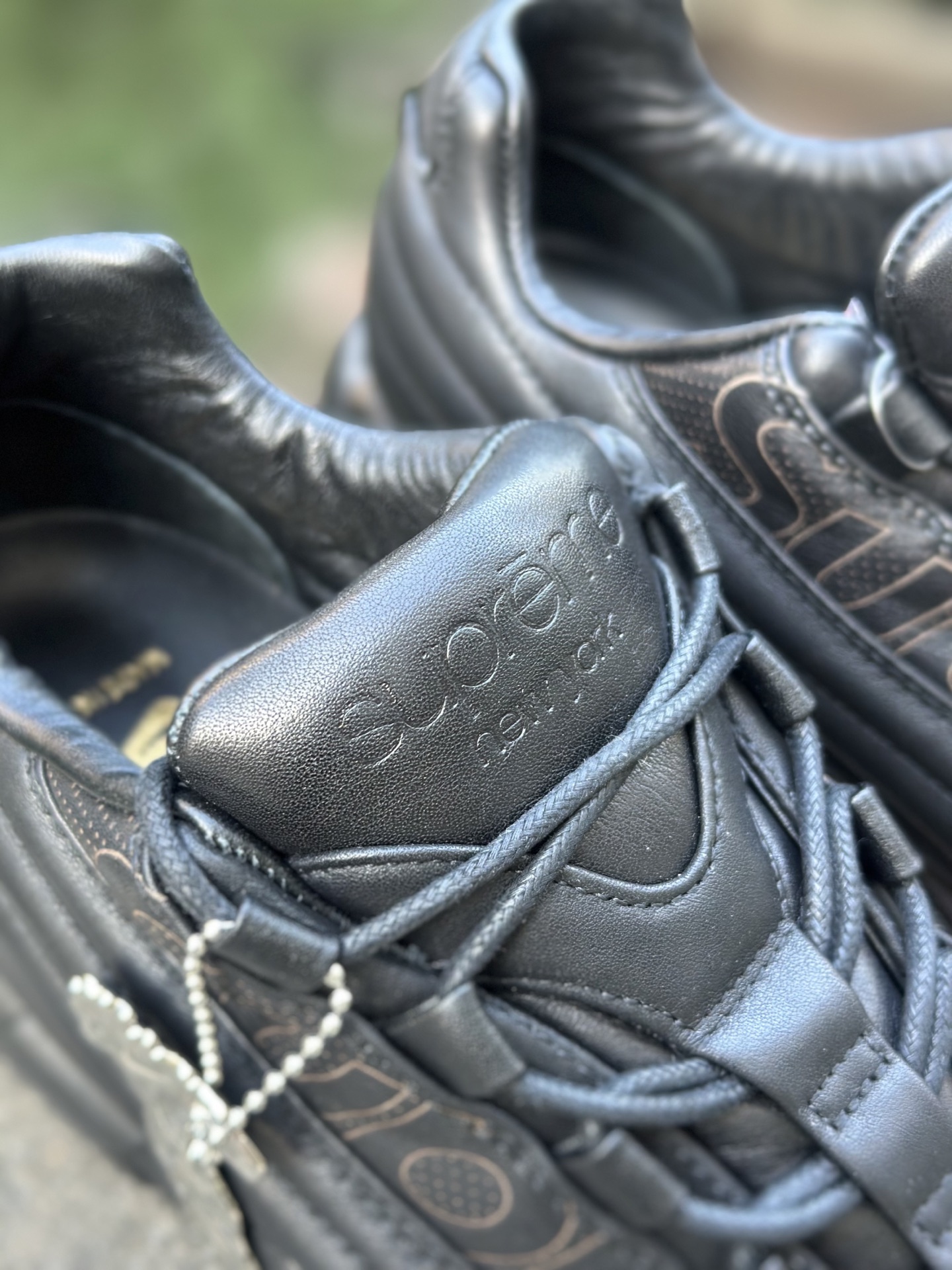 Supreme x NK Air Max 95 Lux 潮流舒适 皮革 低帮跑步鞋 男款 黑色 潮流百搭 气垫缓震慢跑鞋 CI0999-001 Supreme x NK Air Max 95 Lux 潮流舒适 皮革 低帮跑步鞋 男款 黑色 潮流百搭 气垫缓震慢跑鞋 CI0999-001