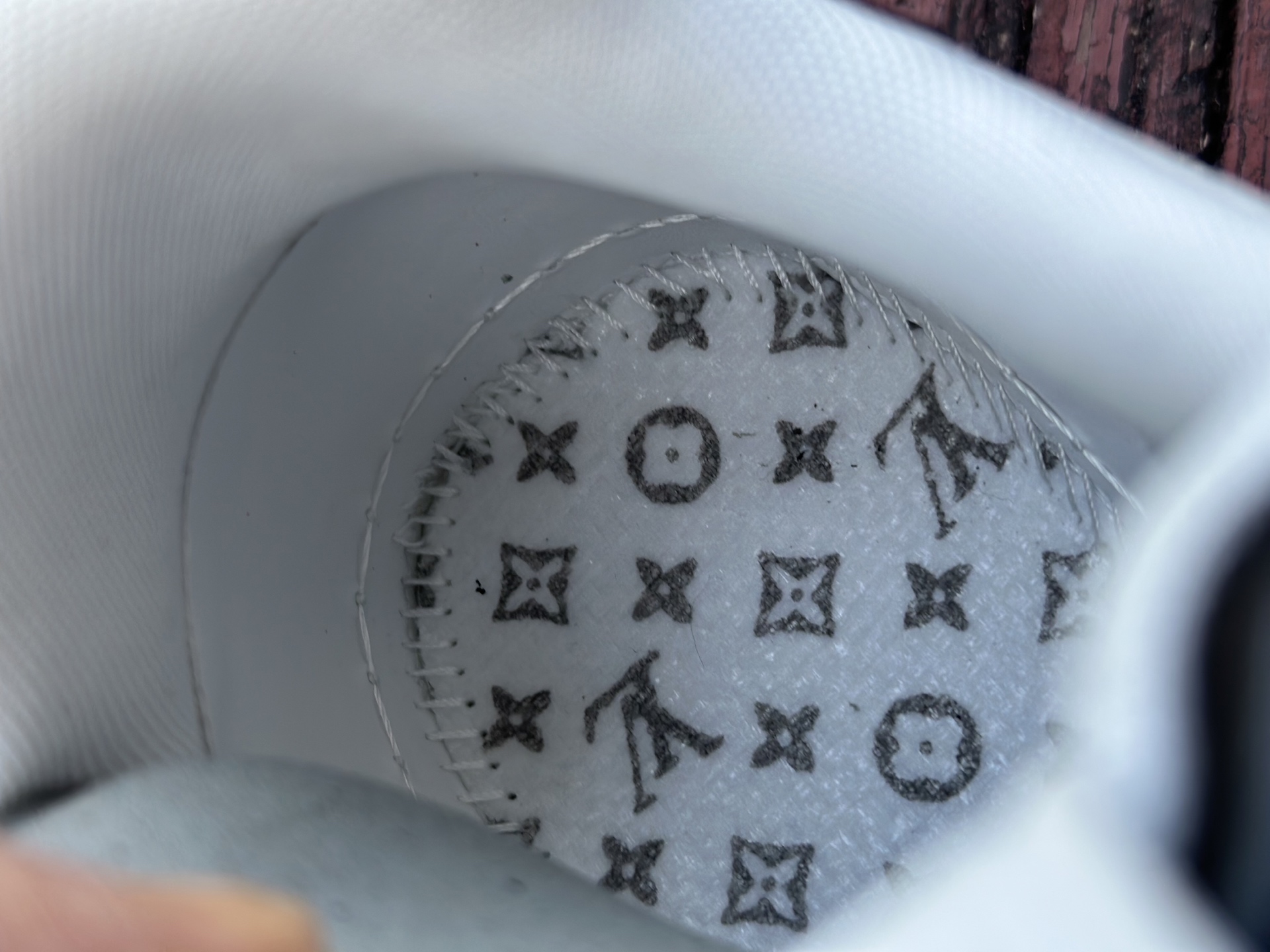 LOUIS VUITTTrainer 牛仔布皮革 休闲 低帮 时尚板鞋