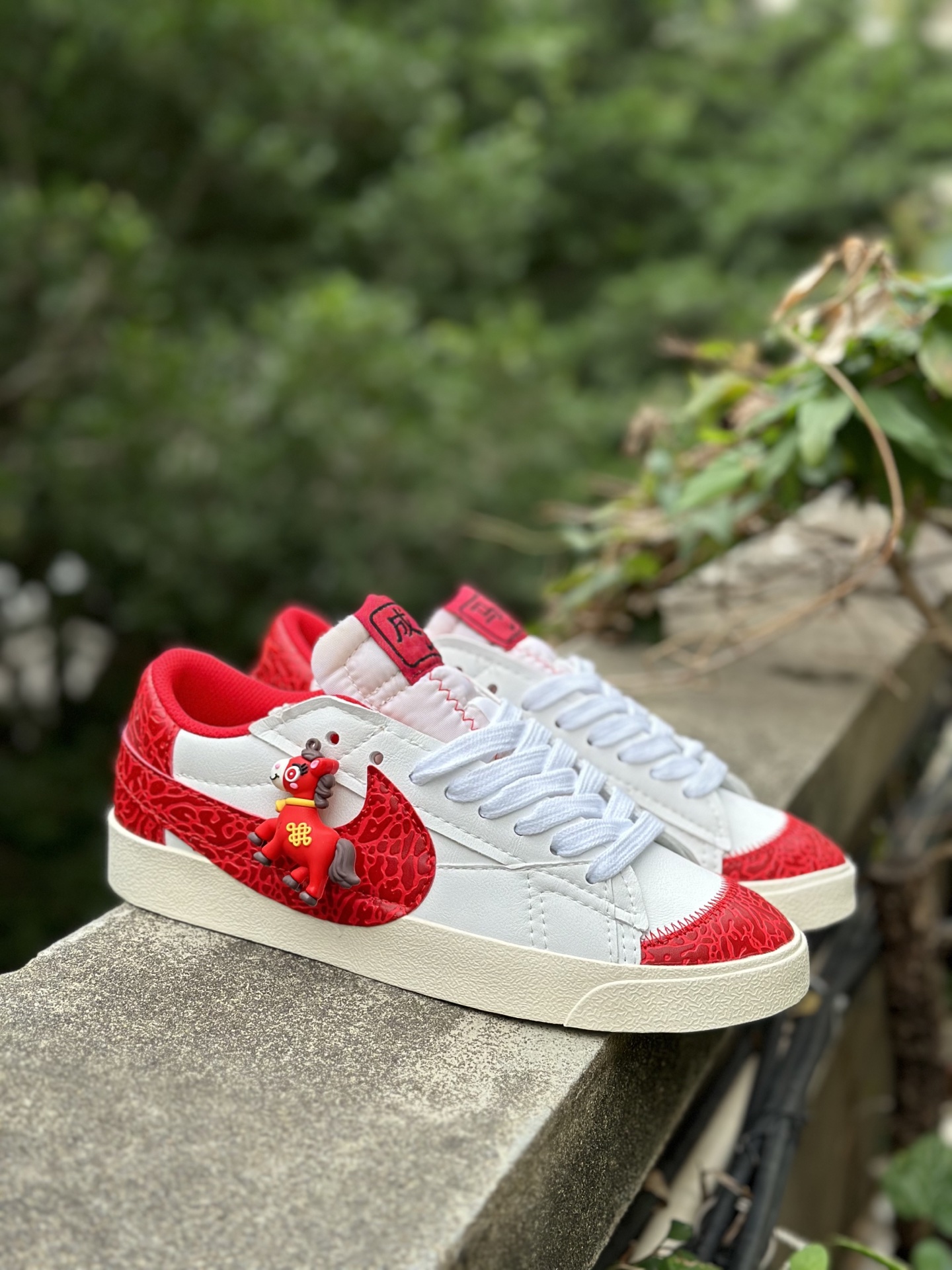 Nike Blazer ’77 Jumbo 复古休闲 防滑耐磨轻便 低帮 板鞋 马年限定 DQ1470-141
