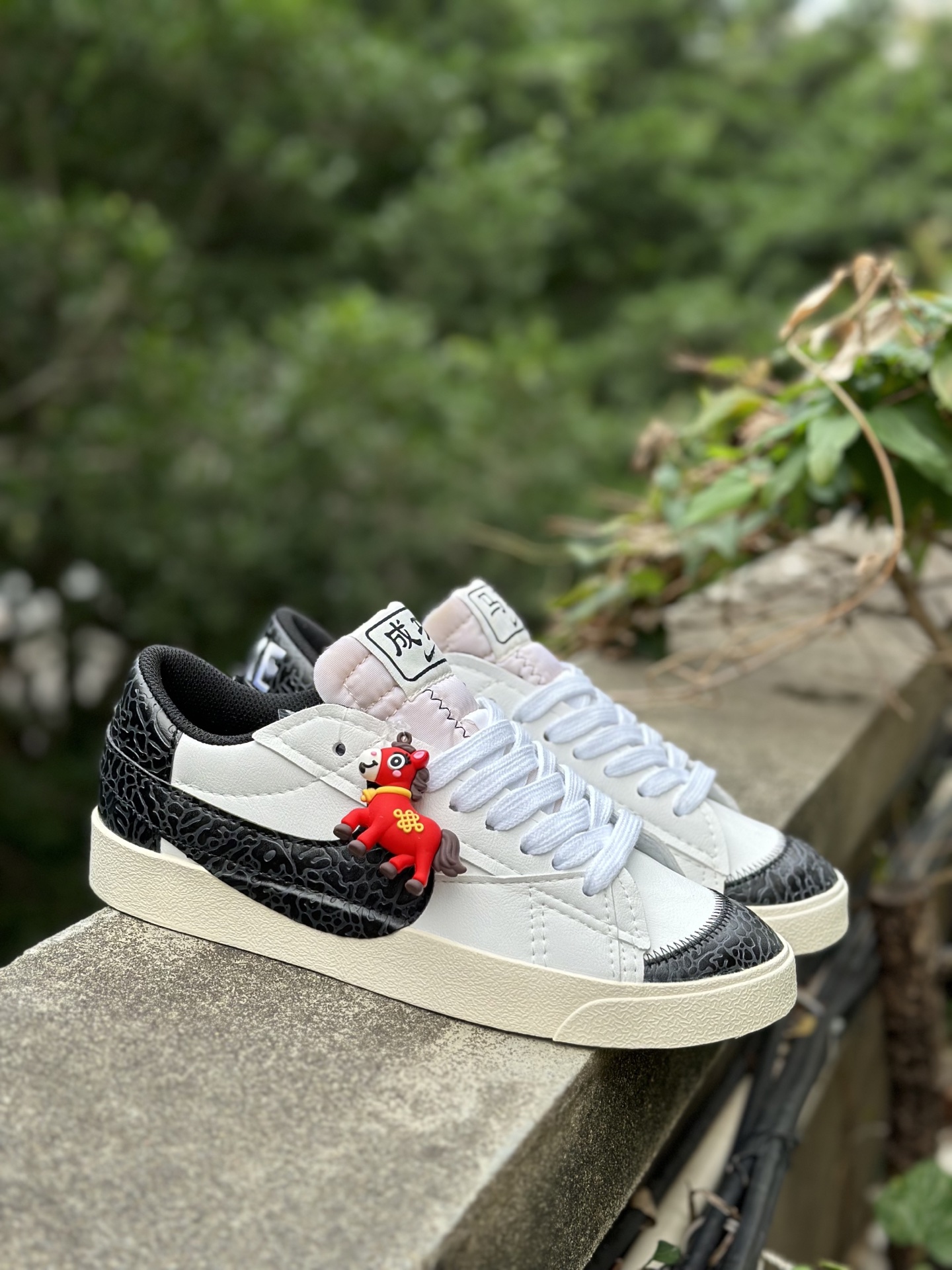 Nike Blazer ’77 Jumbo 复古休闲 防滑耐磨轻便 低帮 板鞋 马年限定 DQ1470-160