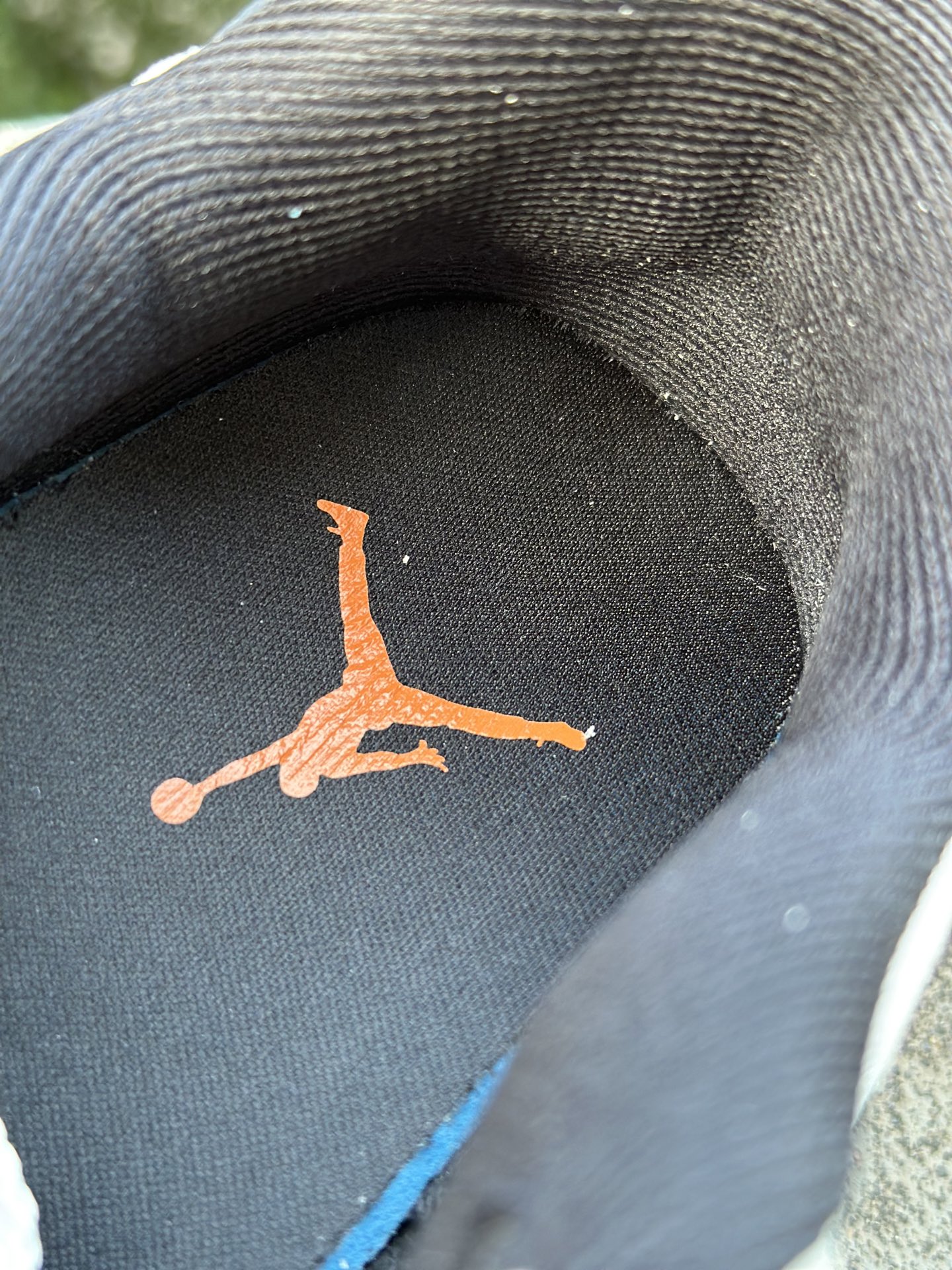 Jordan CMFT Era Chicago 柔软舒适 防滑耐磨 低帮 生活休闲鞋 黑橙