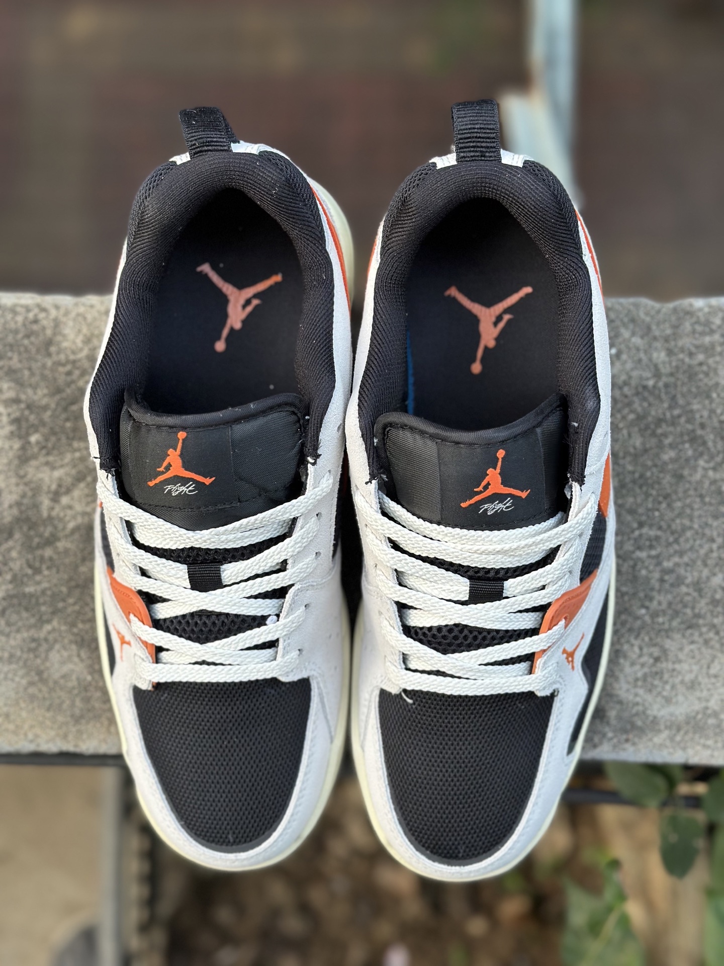 Jordan CMFT Era Chicago 柔软舒适 防滑耐磨 低帮 生活休闲鞋 黑橙