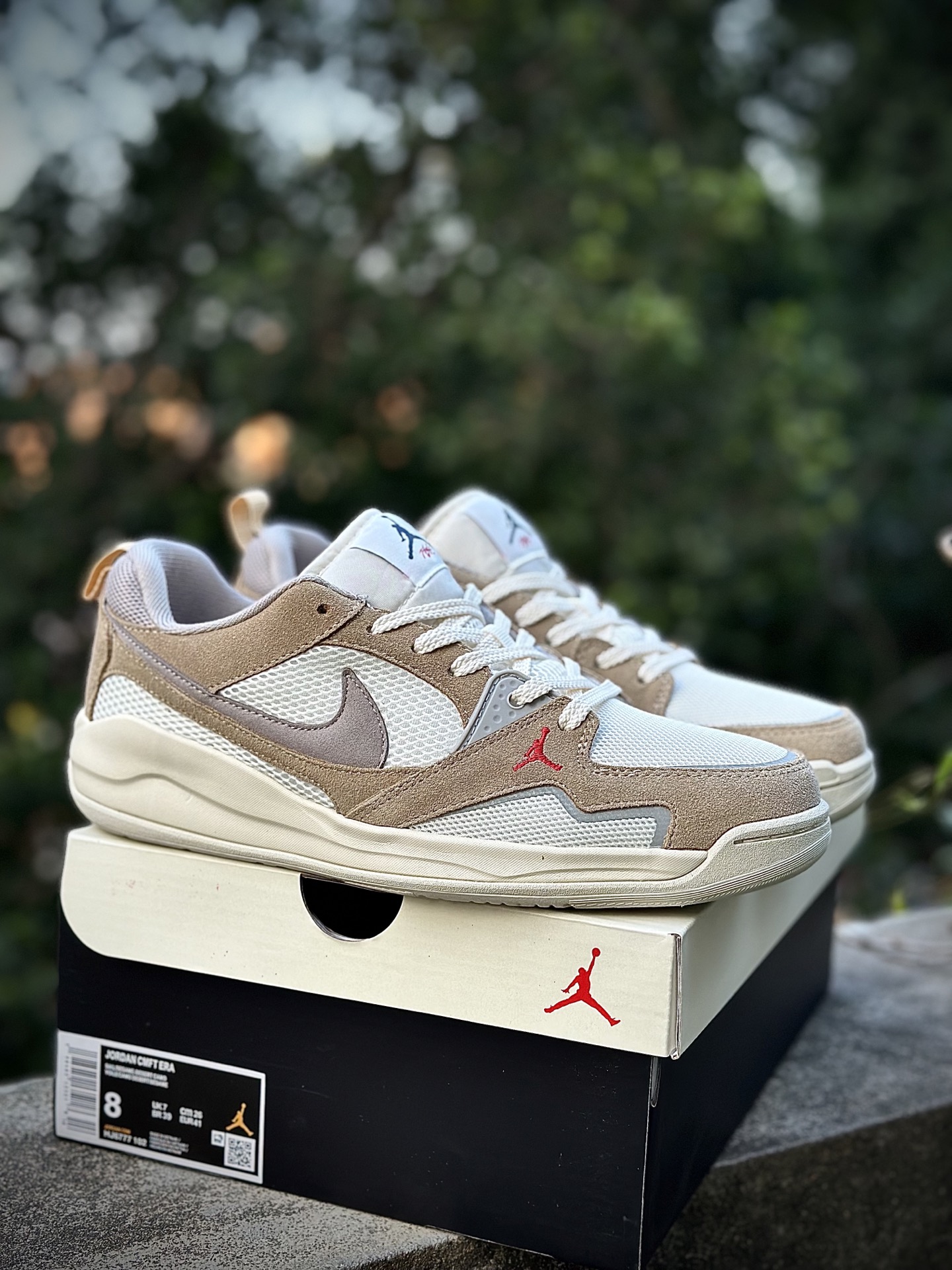 Jordan CMFT Era Chicago 柔软舒适 防滑耐磨 低帮 生活休闲鞋 卡其 Jordan CMFT Era Chicago 柔软舒适 防滑耐磨 低帮 生活休闲鞋 卡其