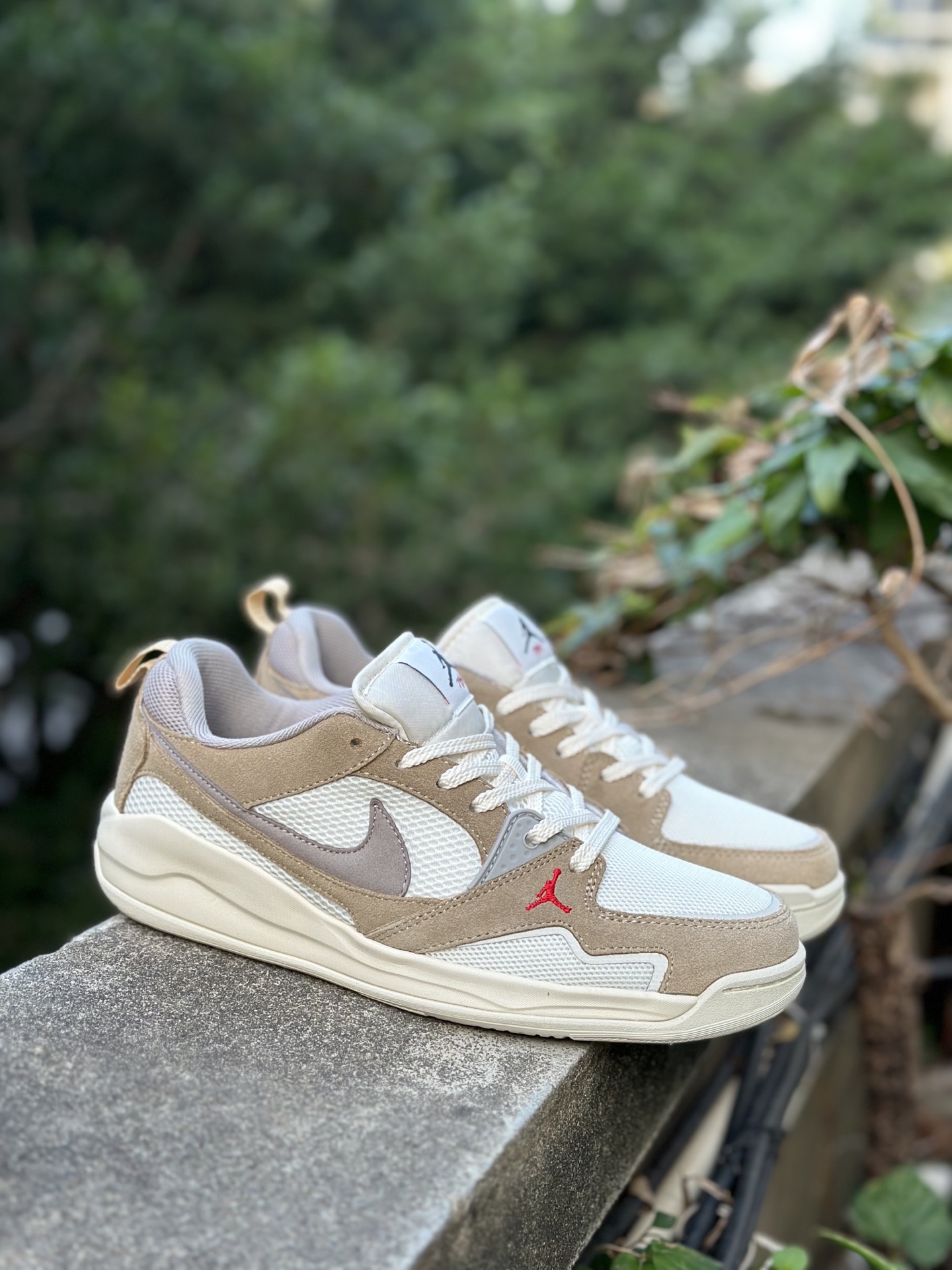 Jordan CMFT Era Chicago 柔软舒适 防滑耐磨 低帮 生活休闲鞋 卡其 Jordan CMFT Era Chicago 柔软舒适 防滑耐磨 低帮 生活休闲鞋 卡其