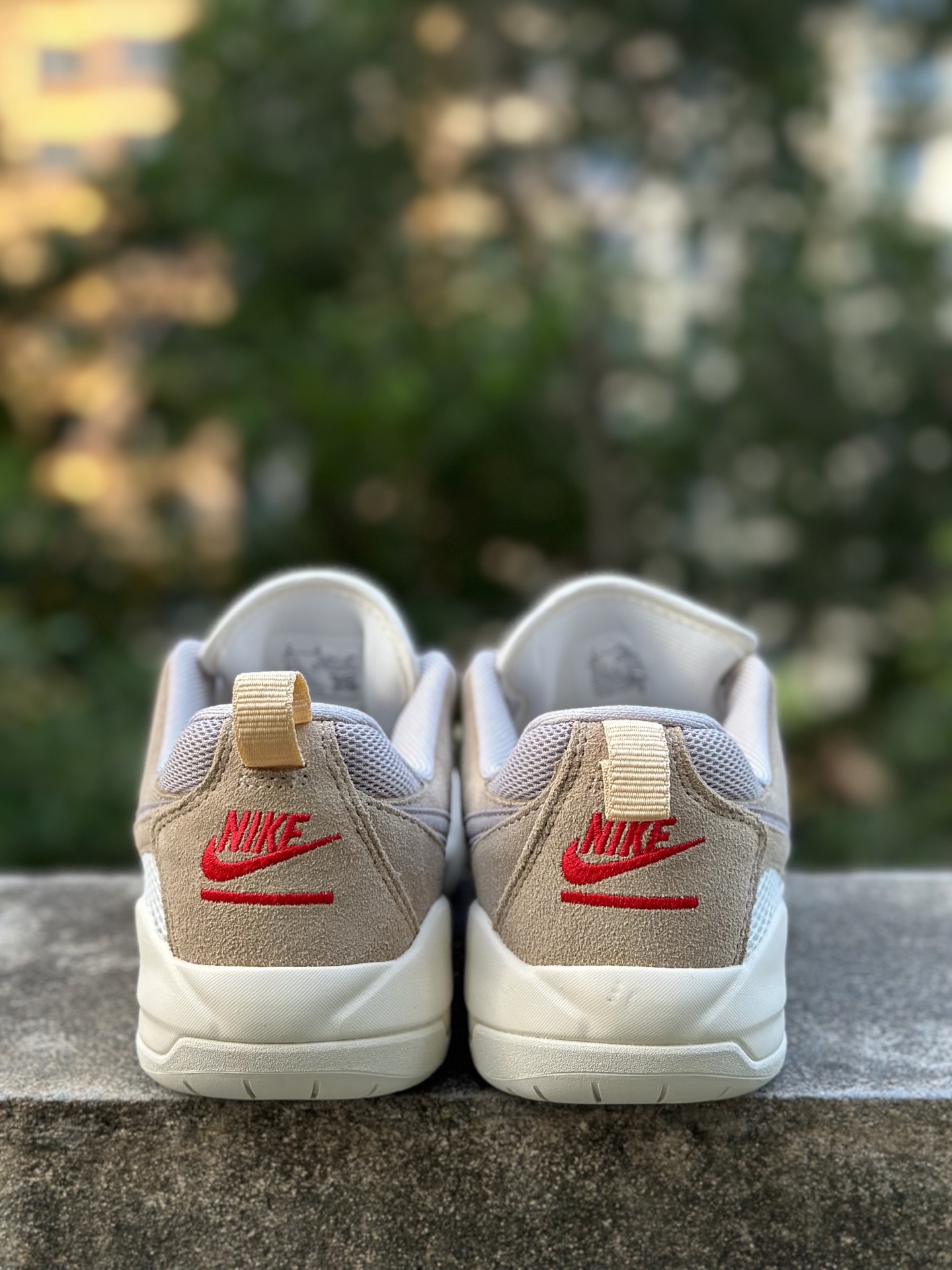 Jordan CMFT Era Chicago 柔软舒适 防滑耐磨 低帮 生活休闲鞋 卡其 Jordan CMFT Era Chicago 柔软舒适 防滑耐磨 低帮 生活休闲鞋 卡其