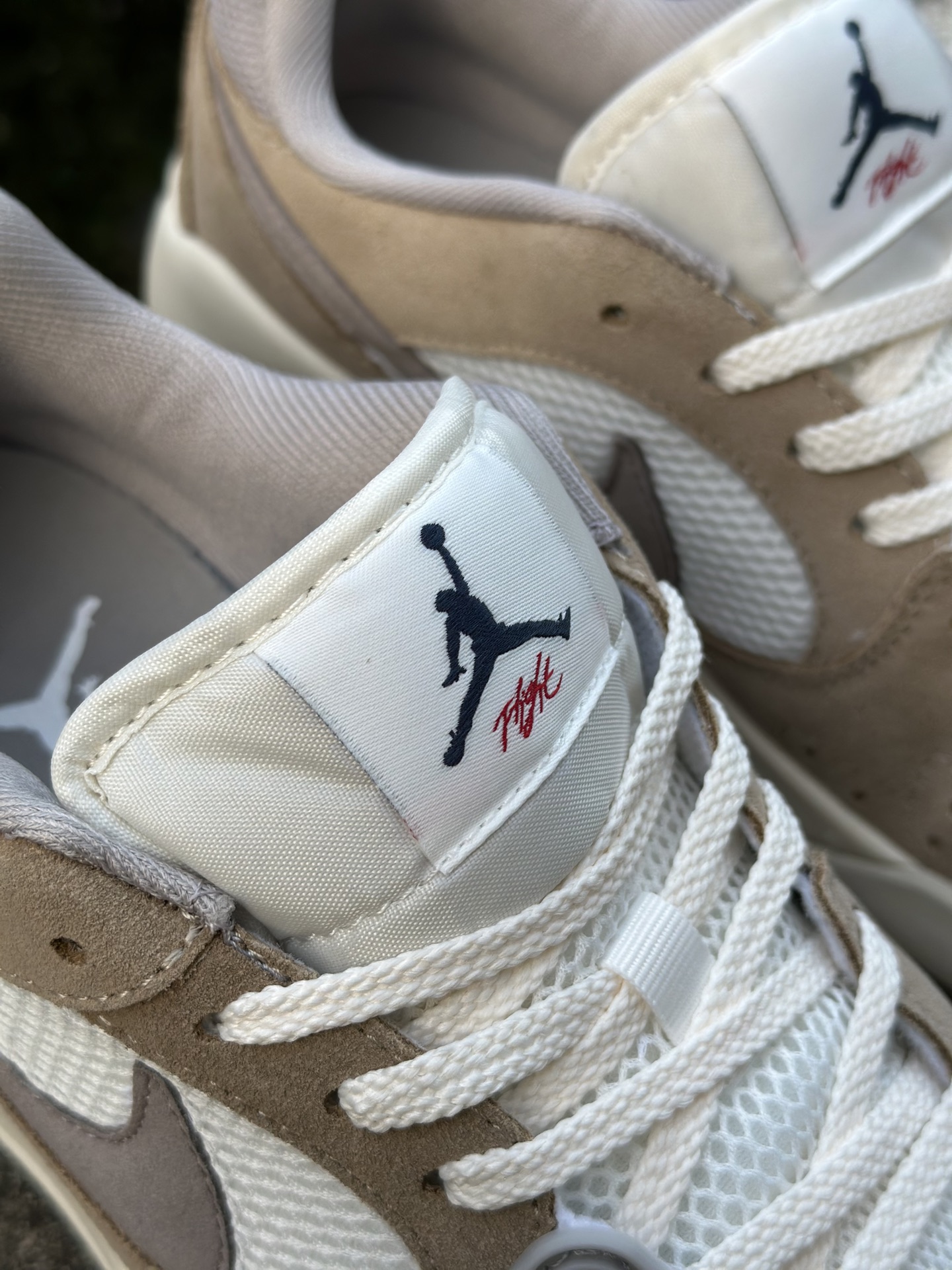 Jordan CMFT Era Chicago 柔软舒适 防滑耐磨 低帮 生活休闲鞋 卡其 Jordan CMFT Era Chicago 柔软舒适 防滑耐磨 低帮 生活休闲鞋 卡其