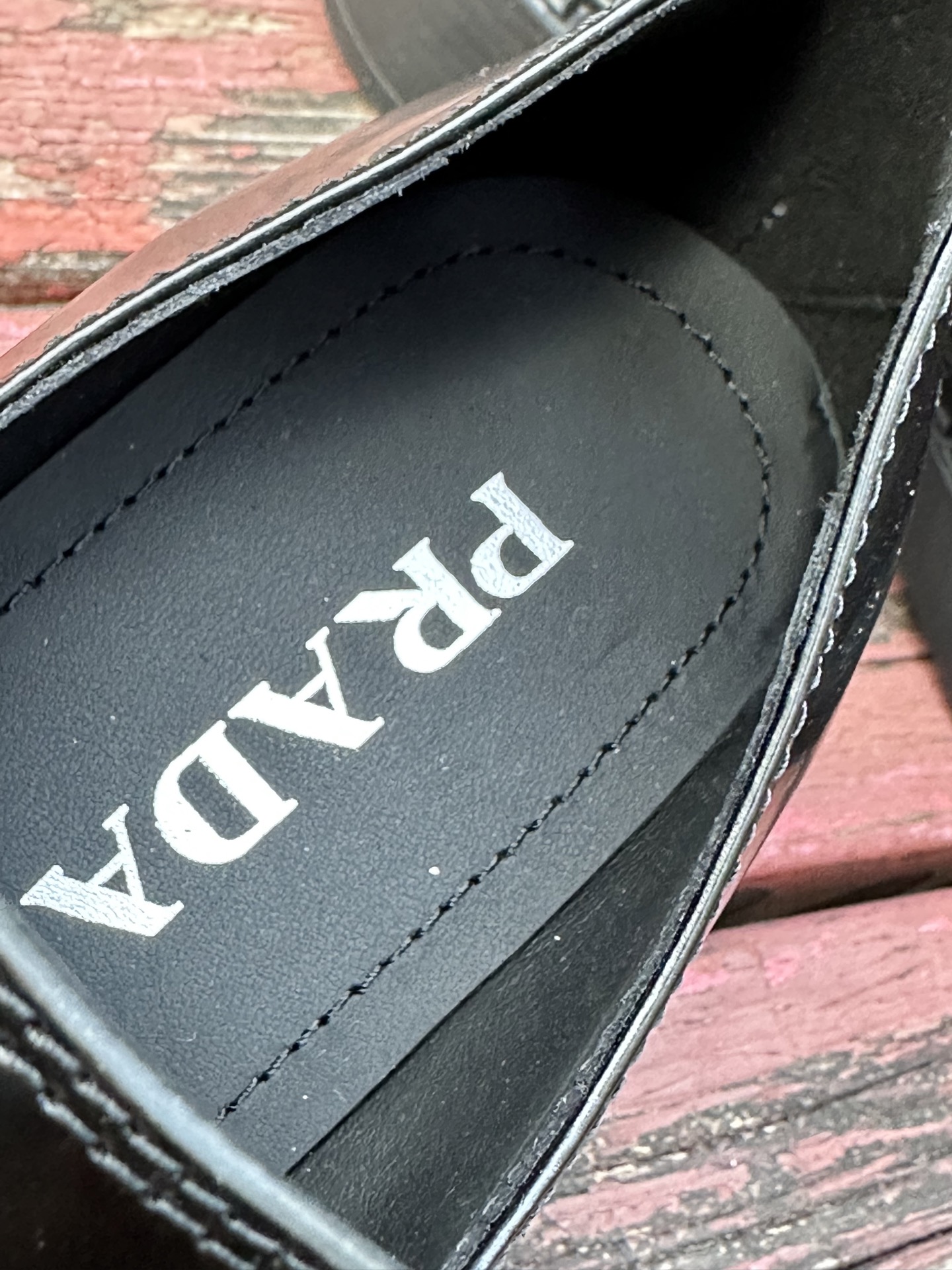 PRADA普拉达 松糕底 三角标乐福鞋 PRADA普拉达 松糕底 三角标乐福鞋