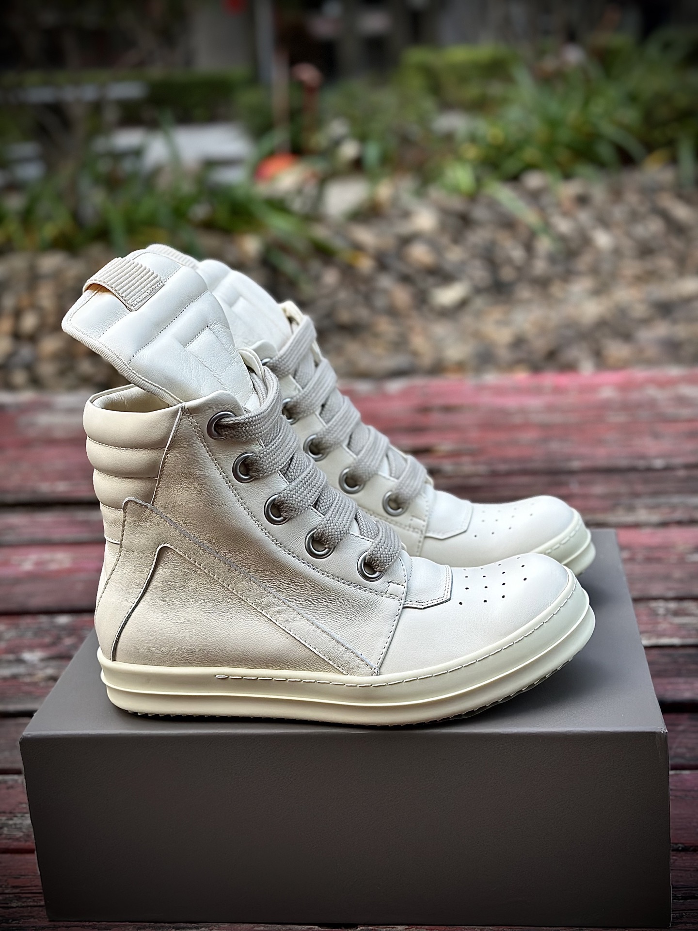 RICK OWENS/RO Concordians Jumbolace Geobasket 牛皮 圆头拉链 高帮 板鞋 黑白色