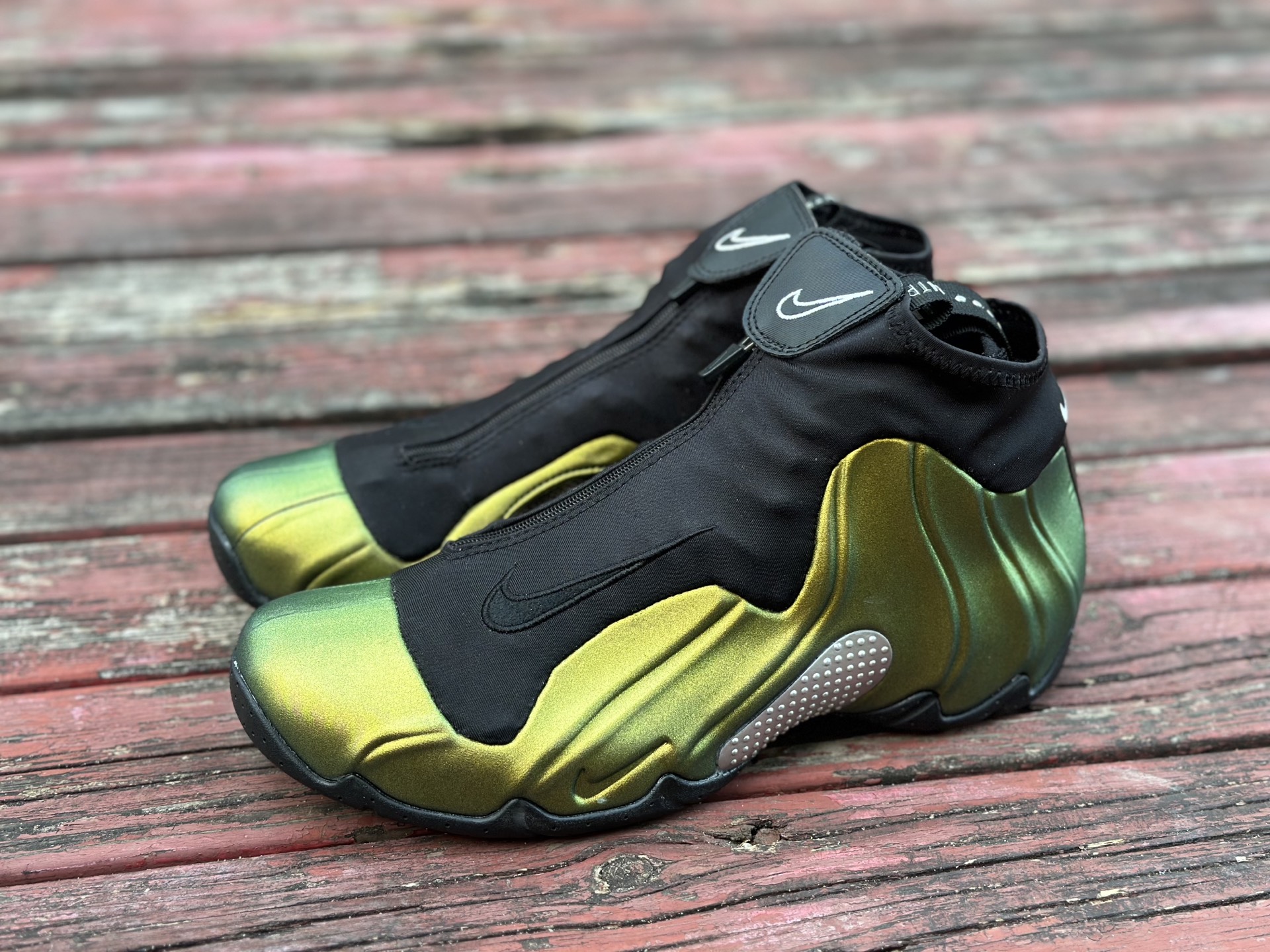 莞顶Nike Air Flightposite One”Carbon Fiber”飞行风一代系列中帮休闲运动文化篮球鞋 FV5582-700 莞顶Nike Air Flightposite One”Carbon Fiber”飞行风一代系列中帮休闲运动文化篮球鞋 FV5582-700