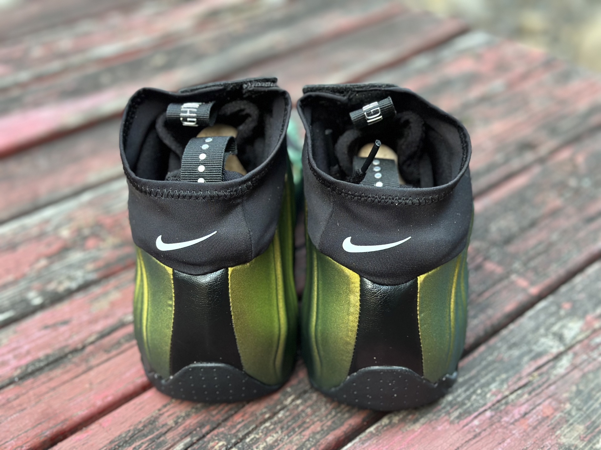 莞顶Nike Air Flightposite One”Carbon Fiber”飞行风一代系列中帮休闲运动文化篮球鞋 FV5582-700 莞顶Nike Air Flightposite One”Carbon Fiber”飞行风一代系列中帮休闲运动文化篮球鞋 FV5582-700
