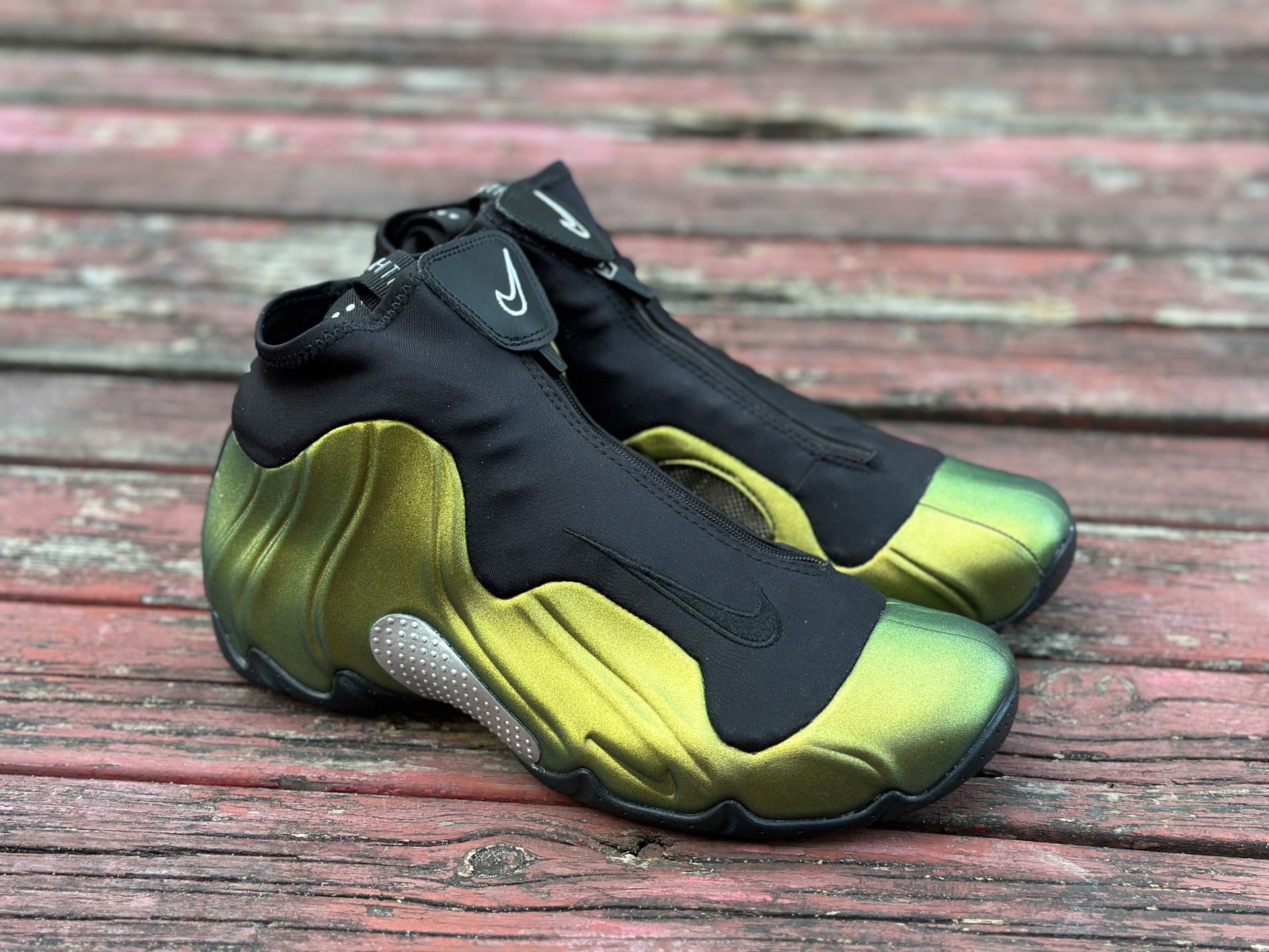 莞顶Nike Air Flightposite One”Carbon Fiber”飞行风一代系列中帮休闲运动文化篮球鞋 FV5582-700 莞顶Nike Air Flightposite One”Carbon Fiber”飞行风一代系列中帮休闲运动文化篮球鞋 FV5582-700