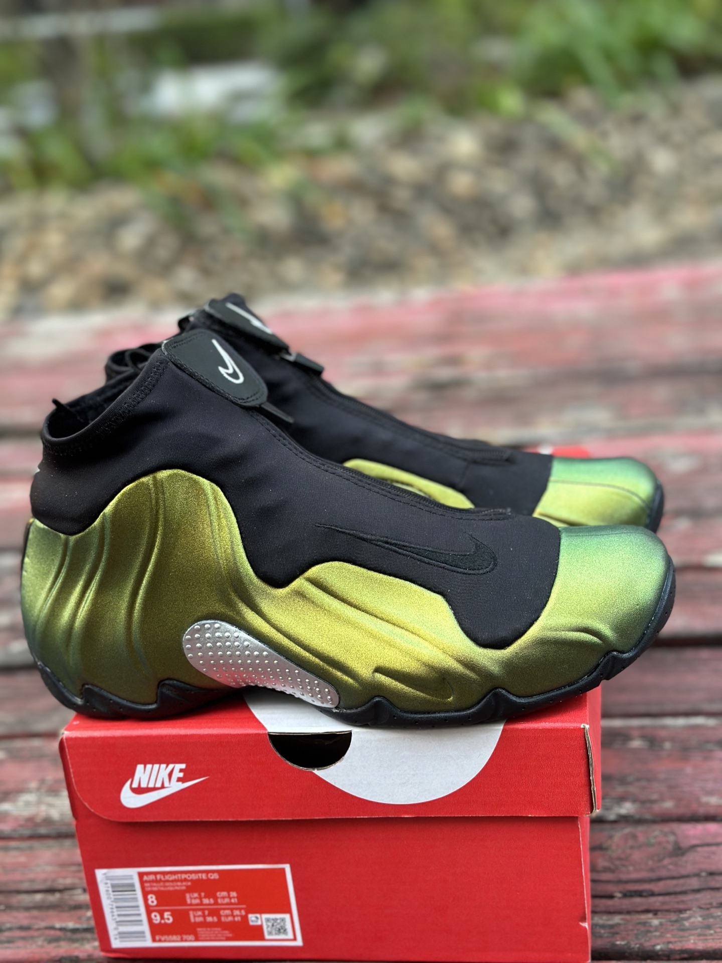 莞顶Nike Air Flightposite One”Carbon Fiber”飞行风一代系列中帮休闲运动文化篮球鞋 FV5582-700 莞顶Nike Air Flightposite One”Carbon Fiber”飞行风一代系列中帮休闲运动文化篮球鞋 FV5582-700