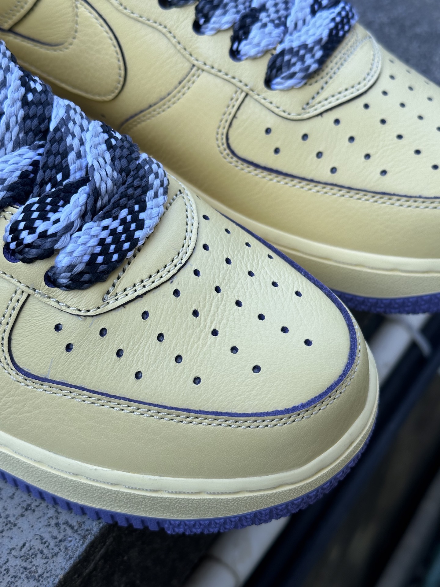 X10Nike Air Force 1 Low Kobe 舒适 透气 低帮 板鞋 黄色 HV9408-700 X10Nike Air Force 1 Low Kobe 舒适 透气 低帮 板鞋 黄色 HV9408-700