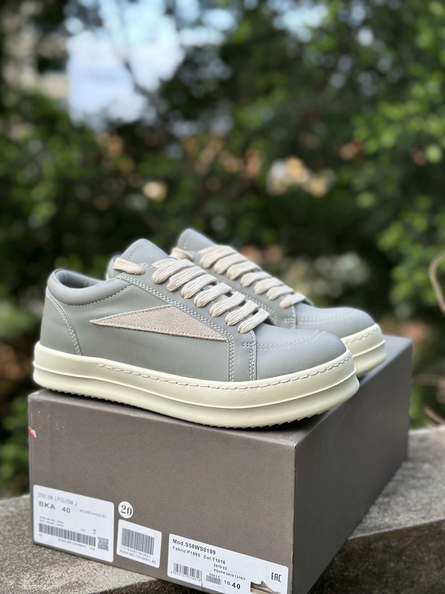240 Rick Owens DRKSHDW 瑞克欧文斯RO 灰 圆头系带低帮板鞋-Chinese UA Cheap High Quatity Brand Clothes Bags handbags Sneakers wholesale wholesaler seller from China Factory suppliers Fashion Clothing Shoes best Quality Beautiful Price 240 Rick Owens DRKSHDW 瑞克欧文斯RO 灰 圆头系带低帮板鞋