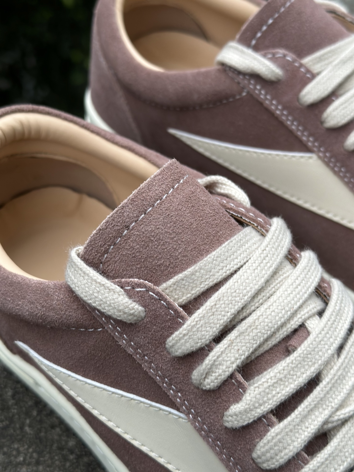 Rick Owens DRKSHDW 瑞克欧文斯RO 太妃棕 圆头系带低帮板鞋-Top High Quatity Cheap Sneakers Fashion Clothing Clothes Bags handbags Shoes of all Brand wholesale With The best Quality And Beautiful Price from China Factory Chinese suppliers wholesaler seller Rick Owens DRKSHDW 瑞克欧文斯RO 太妃棕 圆头系带低帮板鞋