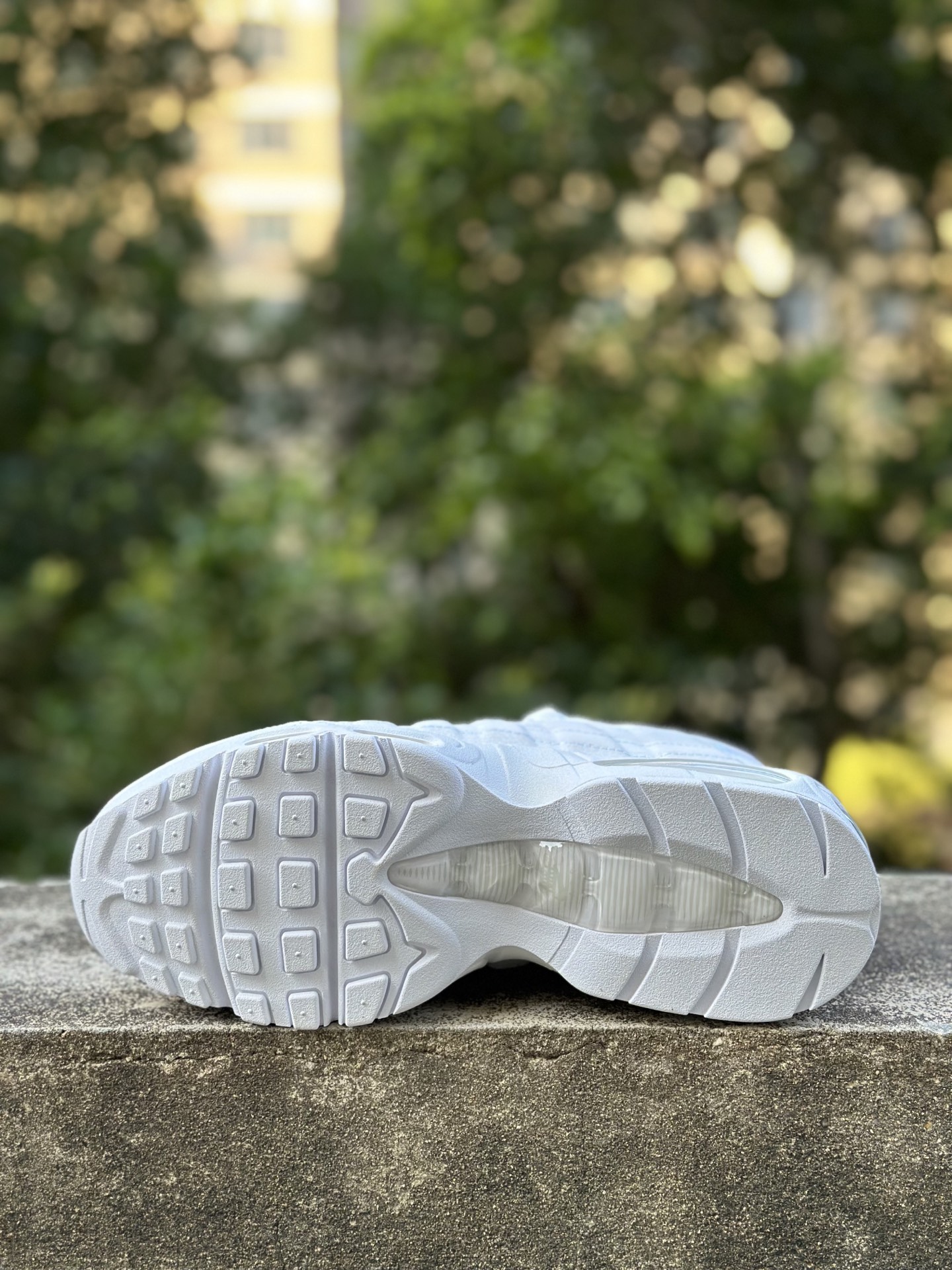 340 Nike Air 95 Neon 合成革 渐变 织物 减震 低帮 大气泡 纯白 HM8755-100-Chinese UA Cheap High Quatity Brand Clothes Bags handbags Sneakers wholesale wholesaler seller from China Factory suppliers Fashion Clothing Shoes best Quality Beautiful Price 340 Nike Air 95 Neon 合成革 渐变 织物 减震 低帮 大气泡 纯白 HM8755-100