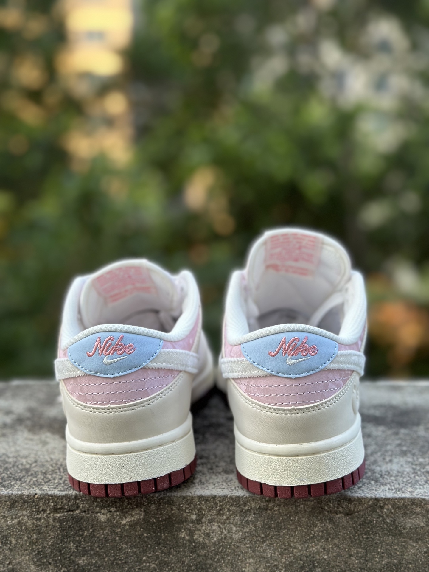 240 Nike SB Dunk Low“情人节限定发售奶白 + 柔雾粉的渐变配色像裹了层春日薄纱 IQ1145-610-Chinese UA Cheap High Quatity Brand Clothes Bags handbags Sneakers wholesale wholesaler seller from China Factory suppliers Fashion Clothing Shoes best Quality Beautiful Price 240 Nike SB Dunk Low“情人节限定发售奶白 + 柔雾粉的渐变配色像裹了层春日薄纱 IQ1145-610