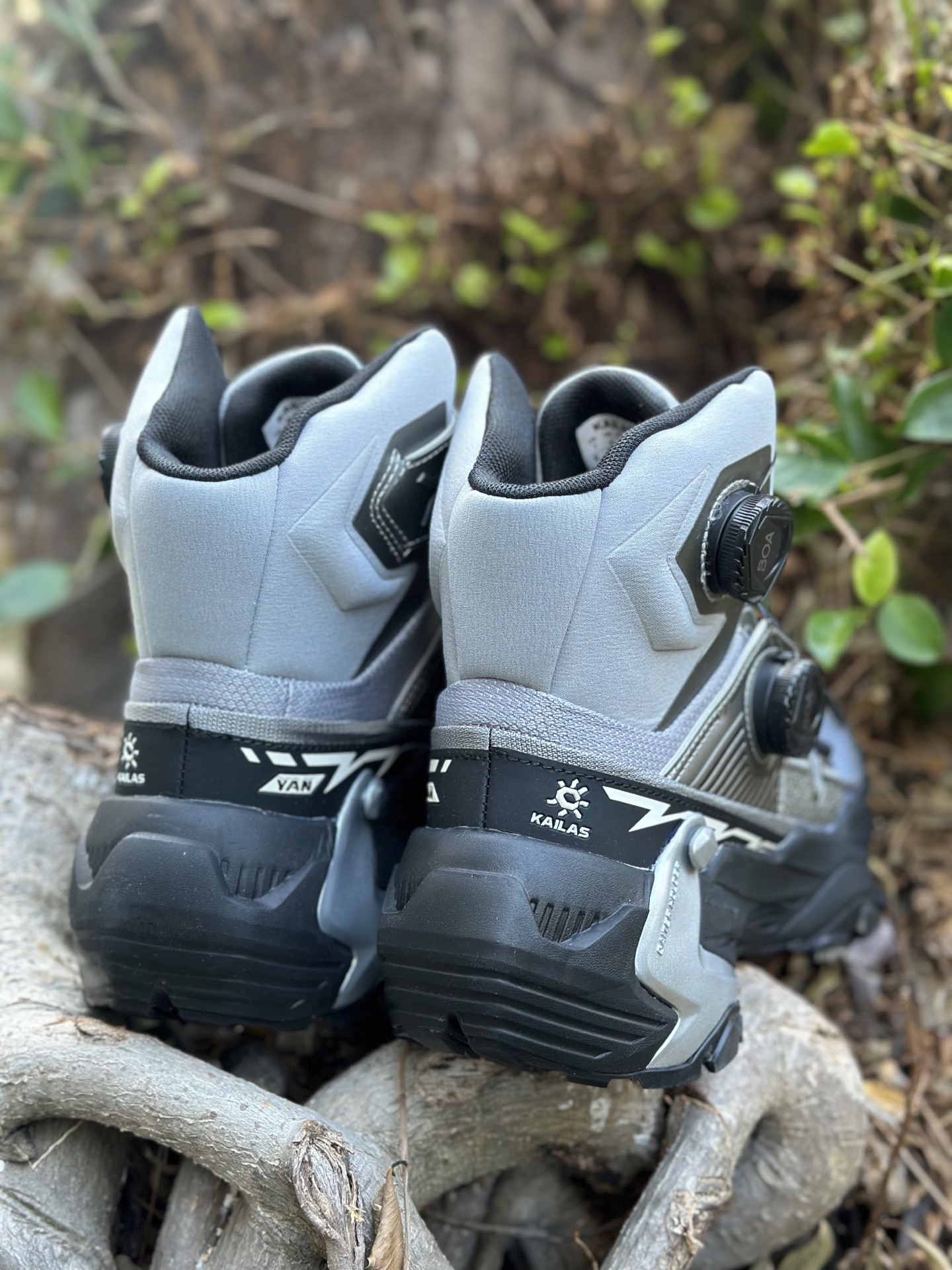 凯乐石KAILAS YAN GTX HIGH 运动户外 舒适时尚 防滑防水透气 高帮登山徒步鞋 KS243-Top High Quatity Cheap Sneakers Fashion Clothing Clothes Bags handbags Shoes of all Brand wholesale With The best Quality And Beautiful Price from China Factory Chinese suppliers wholesaler seller 凯乐石KAILAS YAN GTX HIGH 运动户外 舒适时尚 防滑防水透气 高帮登山徒步鞋 KS243